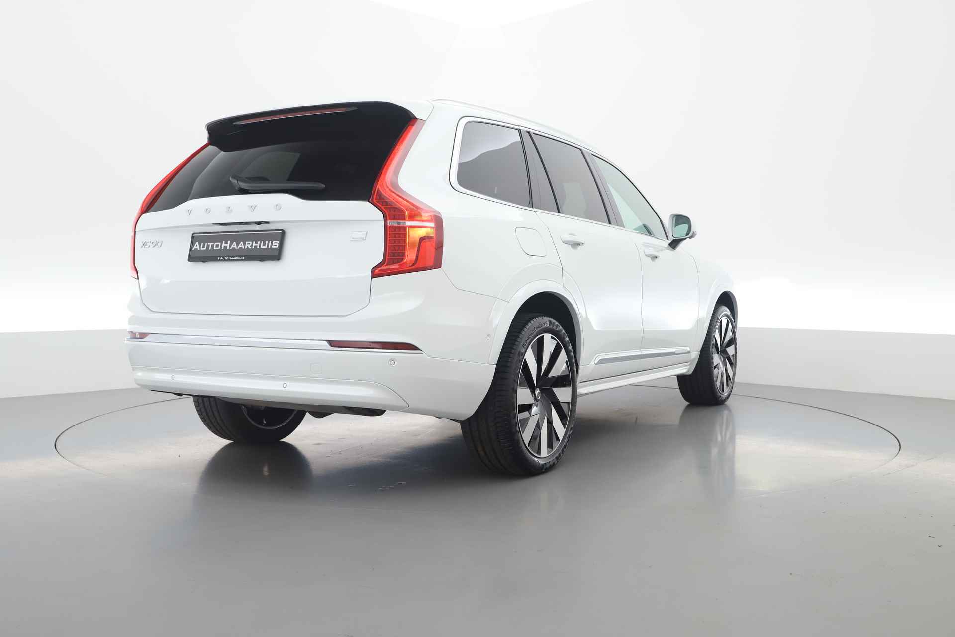 Volvo XC90 T8 Recharge Plus Bright | Pano | Pilot assist | Memory seats | 360cam | H&K | 21'' | Google info. - 2/38