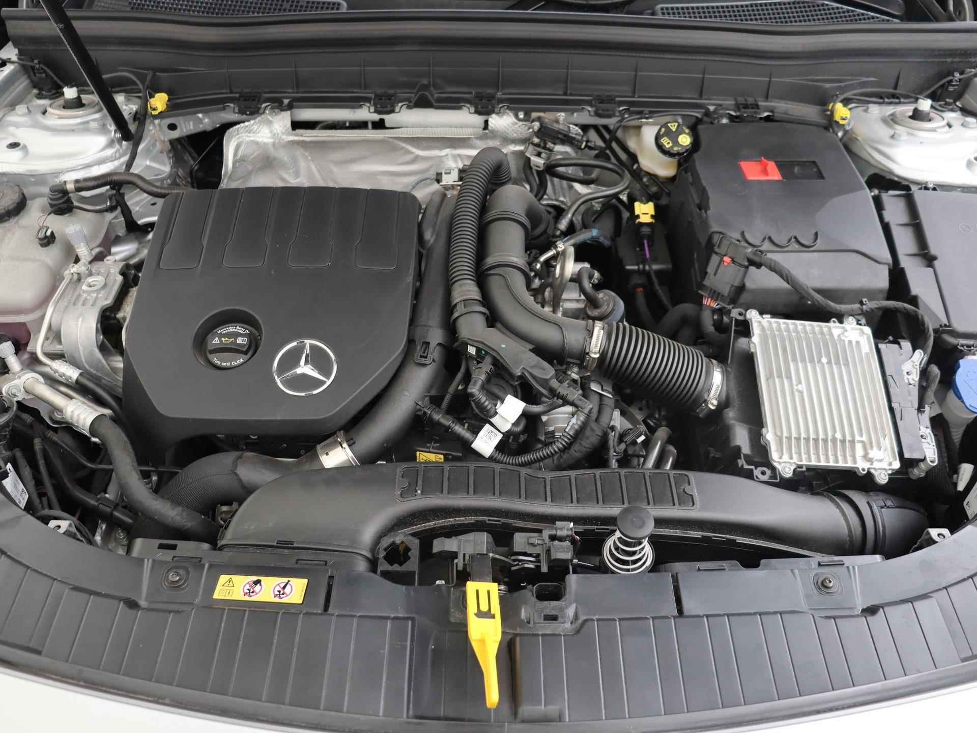 Mercedes-Benz GLB 200 AMG-Line | Stoelverwarming | 360Graden-Camera | Night-Pakket | Panaroma-schuifdak | Memory-Stoelen | - 11/37