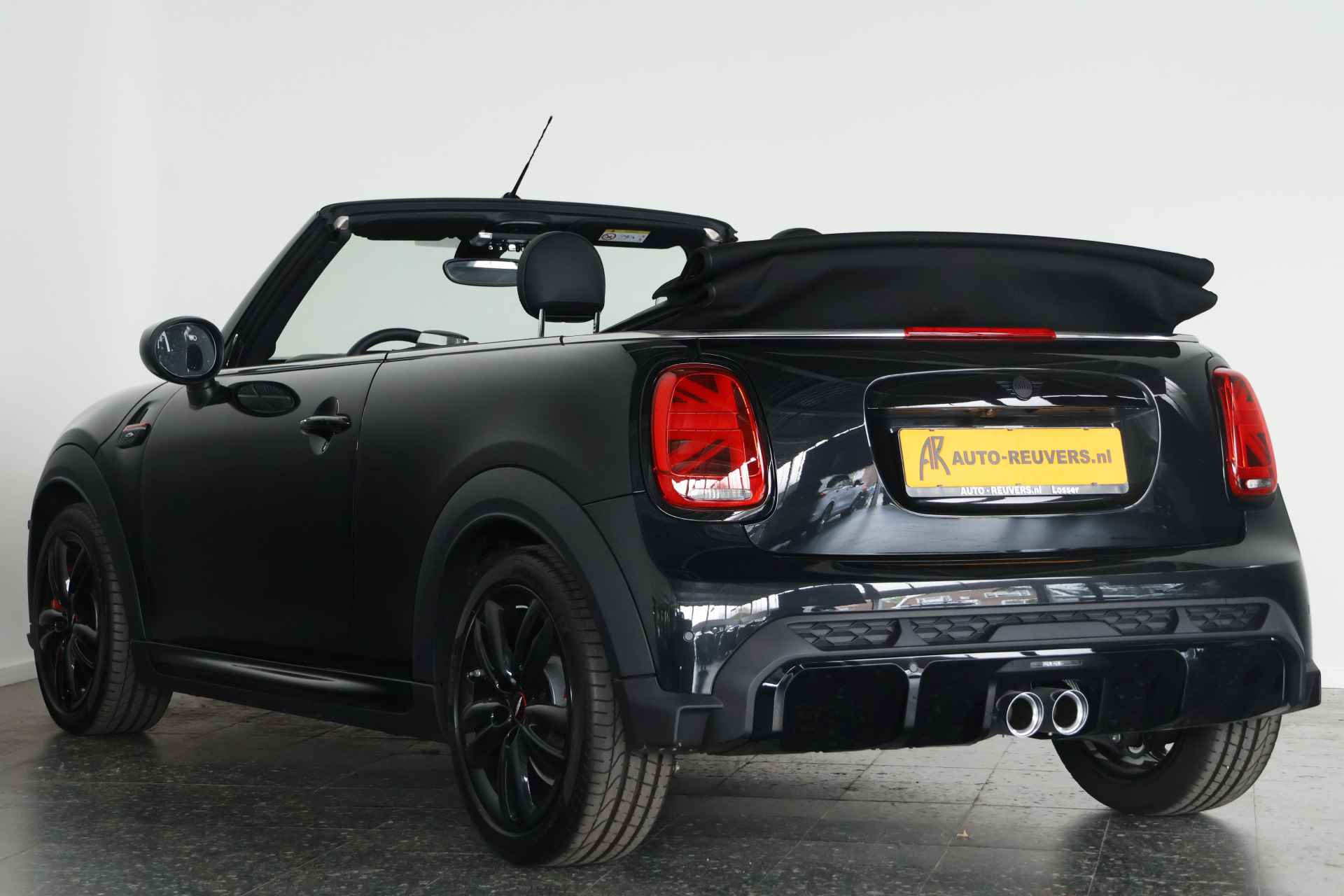 MINI Cabrio 2.0 John Cooper Works JCW Pack 232 pK  Navi / Carplay / Leder / Automaat / ACC / LED - 5/39