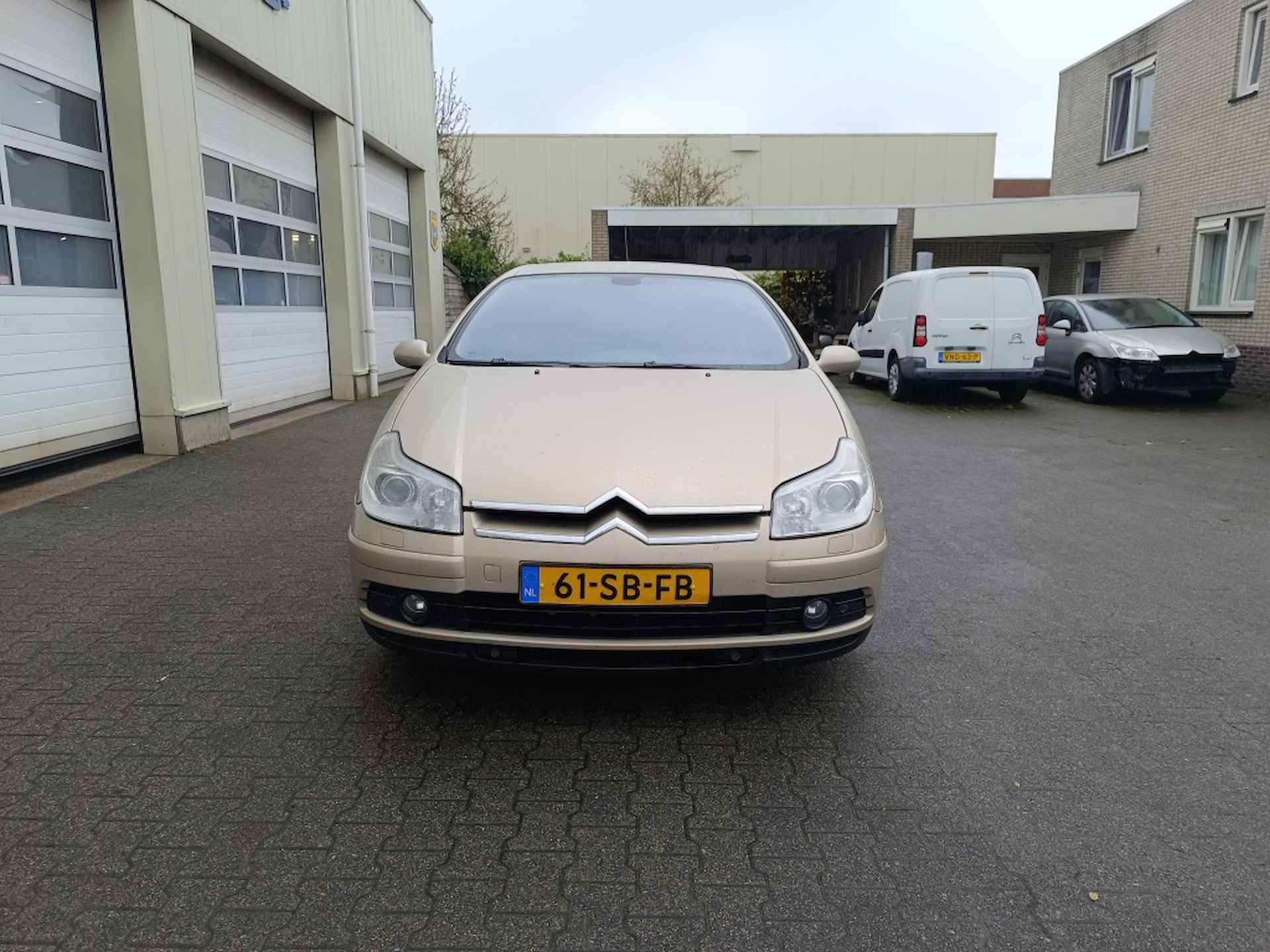 Citroen C5 2.2 HDI Exclusive - 2/23