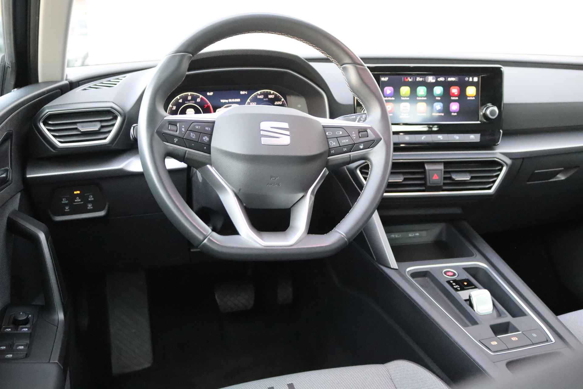 SEAT Leon Sportstourer 110PK eTSI Automaat Style Carplay-Android/Adaptive-cruise/Camera/Winter-Pack - 14/31
