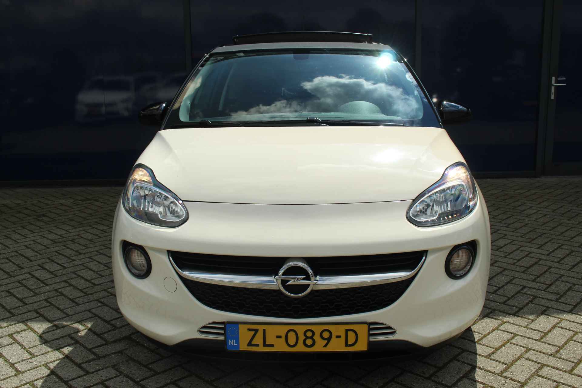 Opel ADAM 1.0 Turbo Rocks | Pano | Cruise | Carplay | Climate | Half-leder | LMV Binnenkort Beschikbaar! - 2/19
