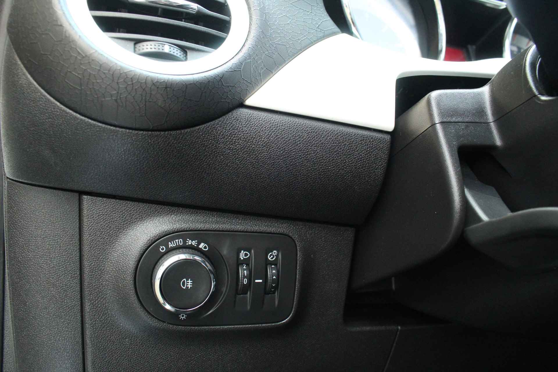 Opel ADAM 1.0 Turbo Rocks | Pano | Cruise | Carplay | Climate | Half-leder | LMV Binnenkort Beschikbaar! - 9/19