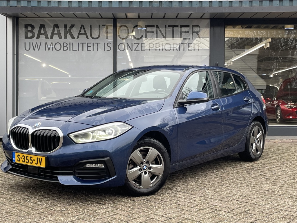 Bmw 1-serie 118i Introduction Edition | Trekhaak | Camera | Navi