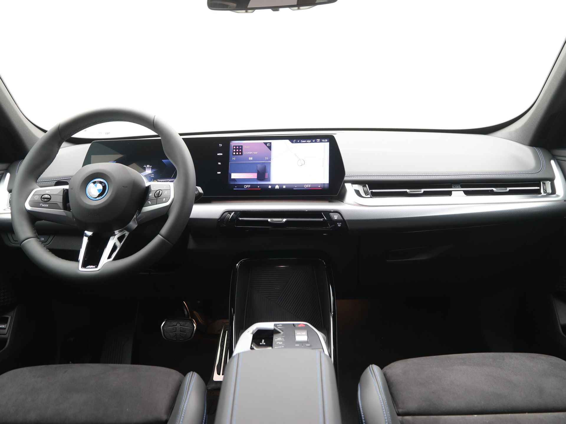 BMW iX1 eDrive20 M-Sport 67 kWh - 14/25