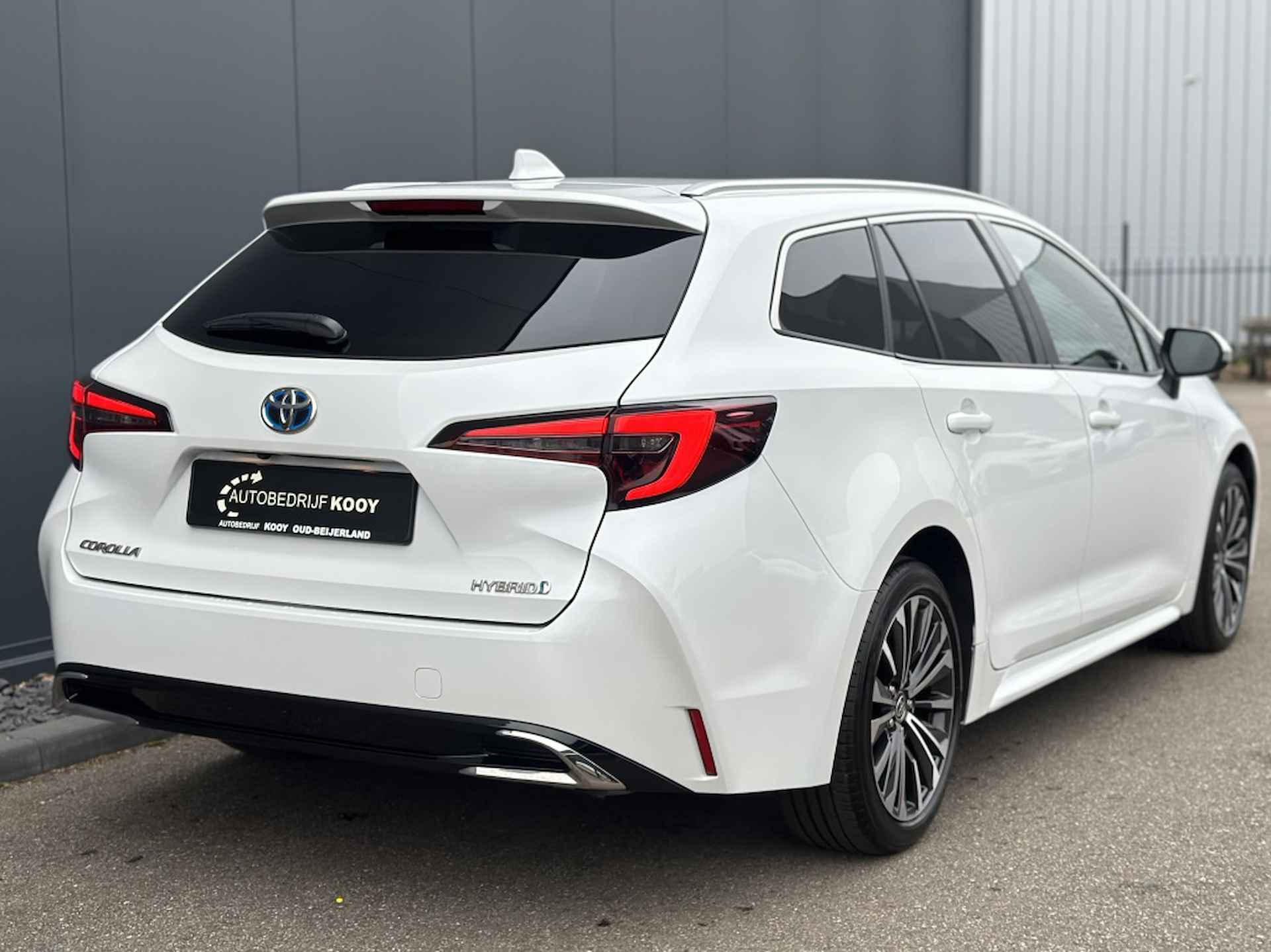 Toyota Corolla Touring Sports Hybrid 140 Dynamic - 8/35