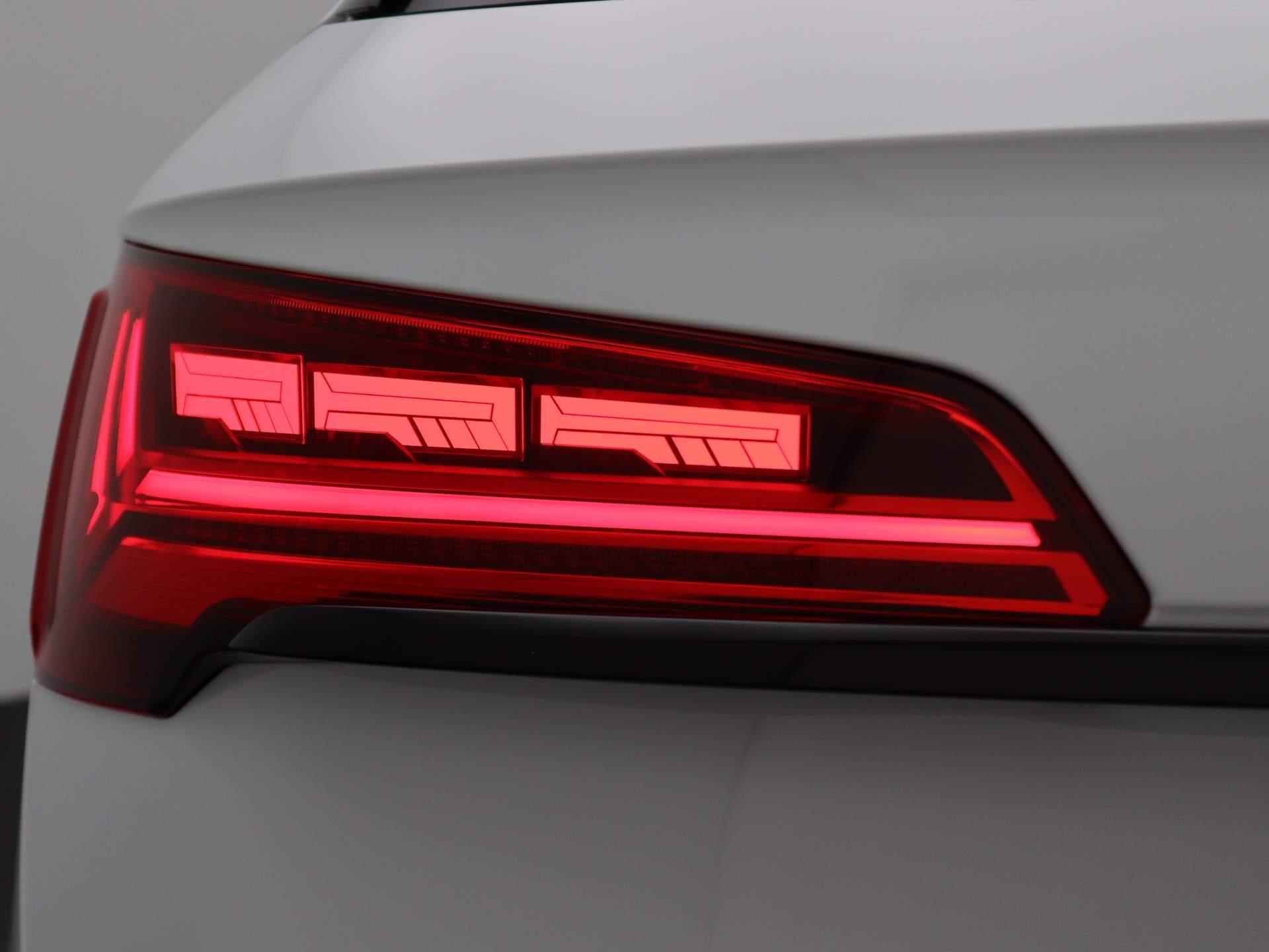 Audi Q5 55 TFSI e Quattro S edition 367PK S-tronic Panoramadak, achteruitrijcamera, stoelverwarming, Matrix-LED, keyless, elek. achterklep, 19'' lichtmetaal - 49/50