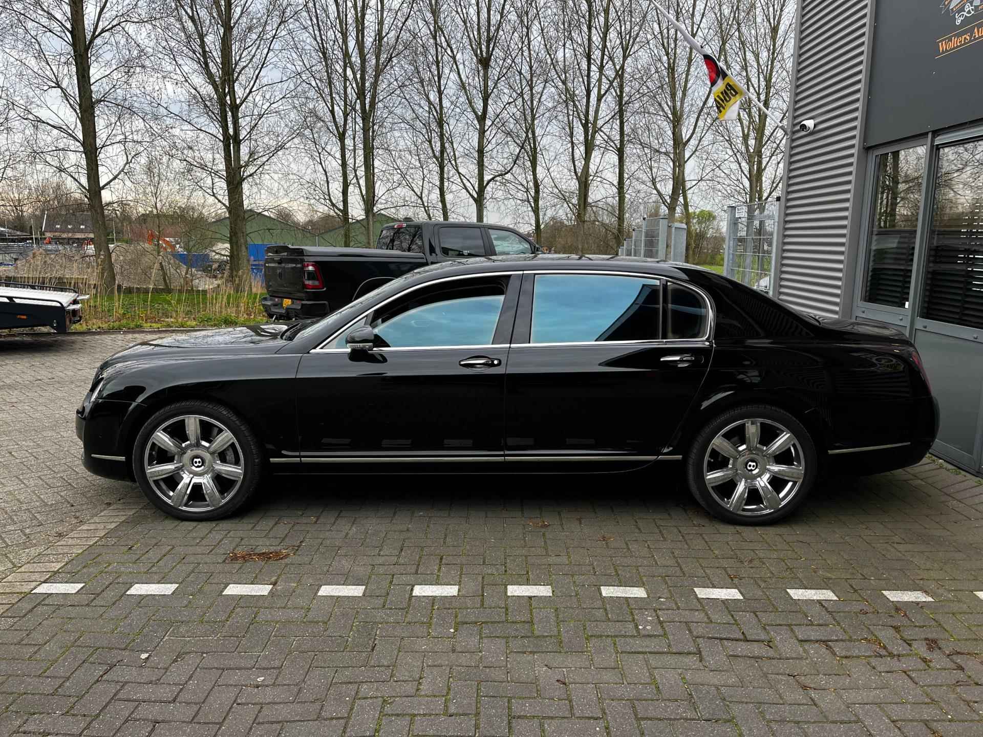 Bentley Continental Flying Spur 6.0 W12 - 7/25