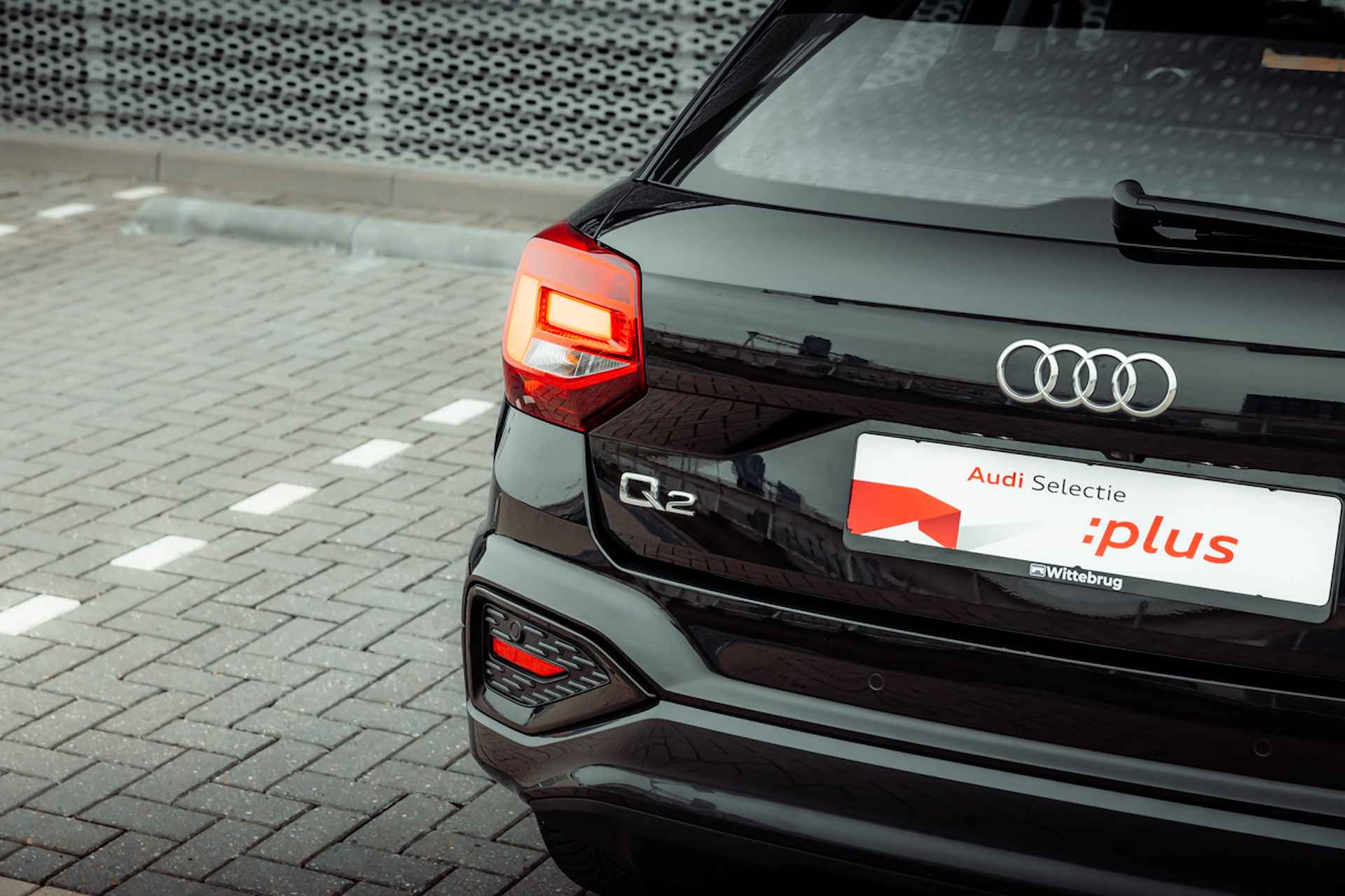 Audi Q2 35 TFSI 150pk s-tronic Advanced | Leder | Camera | Navigatie | Stoelverwarming | Optiek zwart | Sportstoelen | Elektr kofferbak | Comfortsleutel | Adaptive cruise control - 13/33