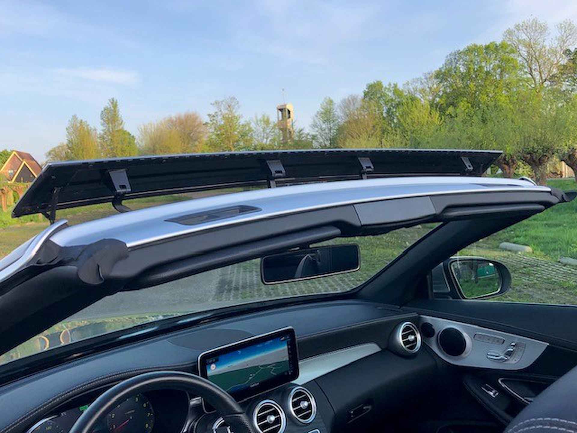 Mercedes-Benz C-Klasse Cabrio 200 4MATIC AMG-LINE AUTOMAAT 1E EIGENAAR!! UNIEK!!! NAVIGATIE, APPLE CARPLAY, NEKVERWARMING, LEER, STOELVERWARMING, GEVENTILEERDE STOELEN, MEMORY STOELEN, 360 GRADEN CAMERA, PARKEERHULP VOOR/ACHTER, WINDSCHERM, MULTIBEAM LED, 18"AMG-VELGEN, ENZ. ENZ. NIEUWPRIJS 77.500,-!! - 7/261