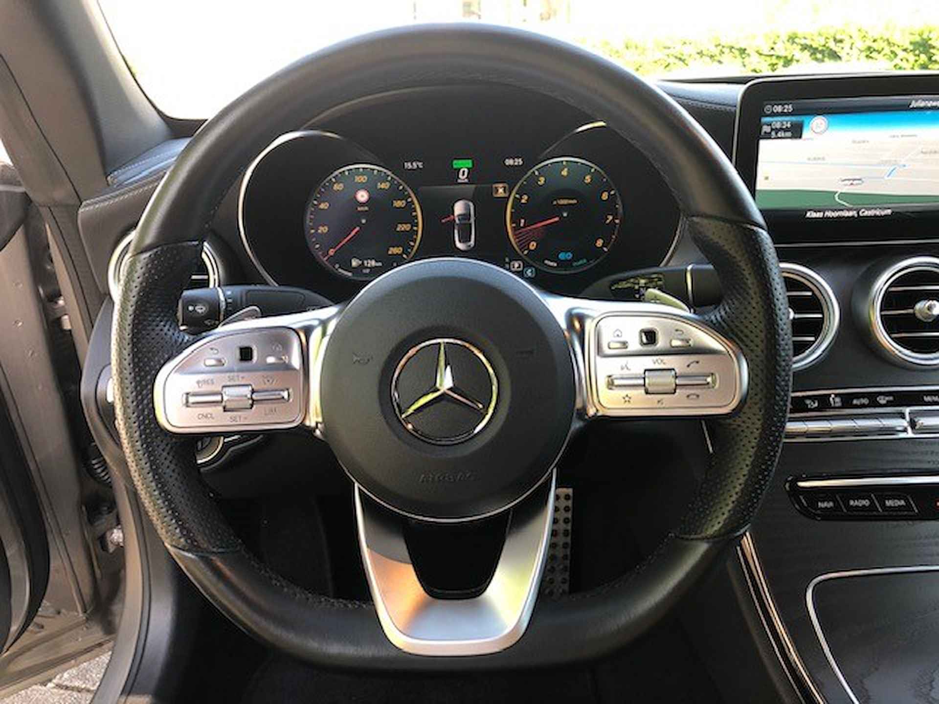 Mercedes-Benz C-Klasse Cabrio 200 4MATIC AMG-LINE AUTOMAAT 1E EIGENAAR!! UNIEK!!! NAVIGATIE, APPLE CARPLAY, NEKVERWARMING, LEER, STOELVERWARMING, GEVENTILEERDE STOELEN, MEMORY STOELEN, 360 GRADEN CAMERA, PARKEERHULP VOOR/ACHTER, WINDSCHERM, MULTIBEAM LED, 18"AMG-VELGEN, ENZ. ENZ. NIEUWPRIJS 77.500,-!! - 163/261