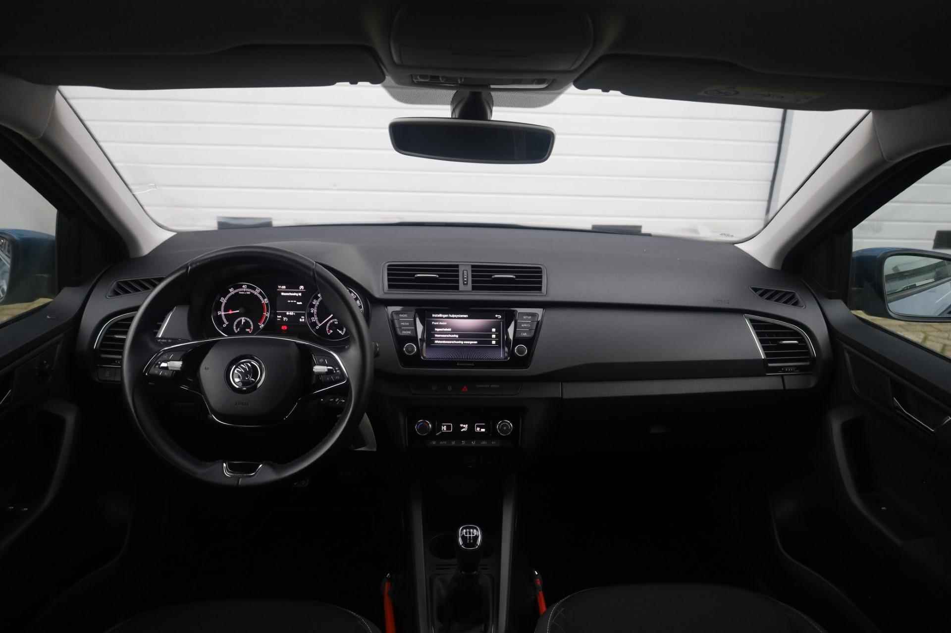 Skoda Fabia Combi 1.0 TSI 95pk Ambition | Smartlink Navigatie | Cruise Control | Clima| Parkeersensoren Achter - 5/41