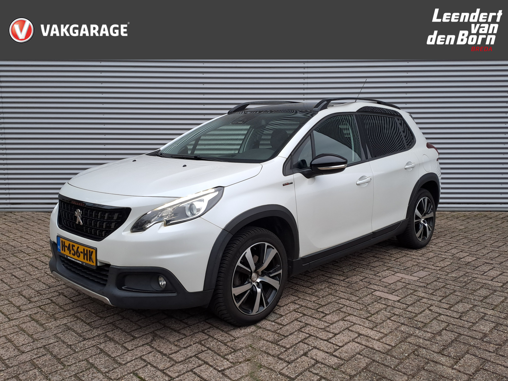 Peugeot 2008 1.2 PureTech GT-line | Navi | Panaroma Dak | Trekhaak | DAB | Apple Carplay