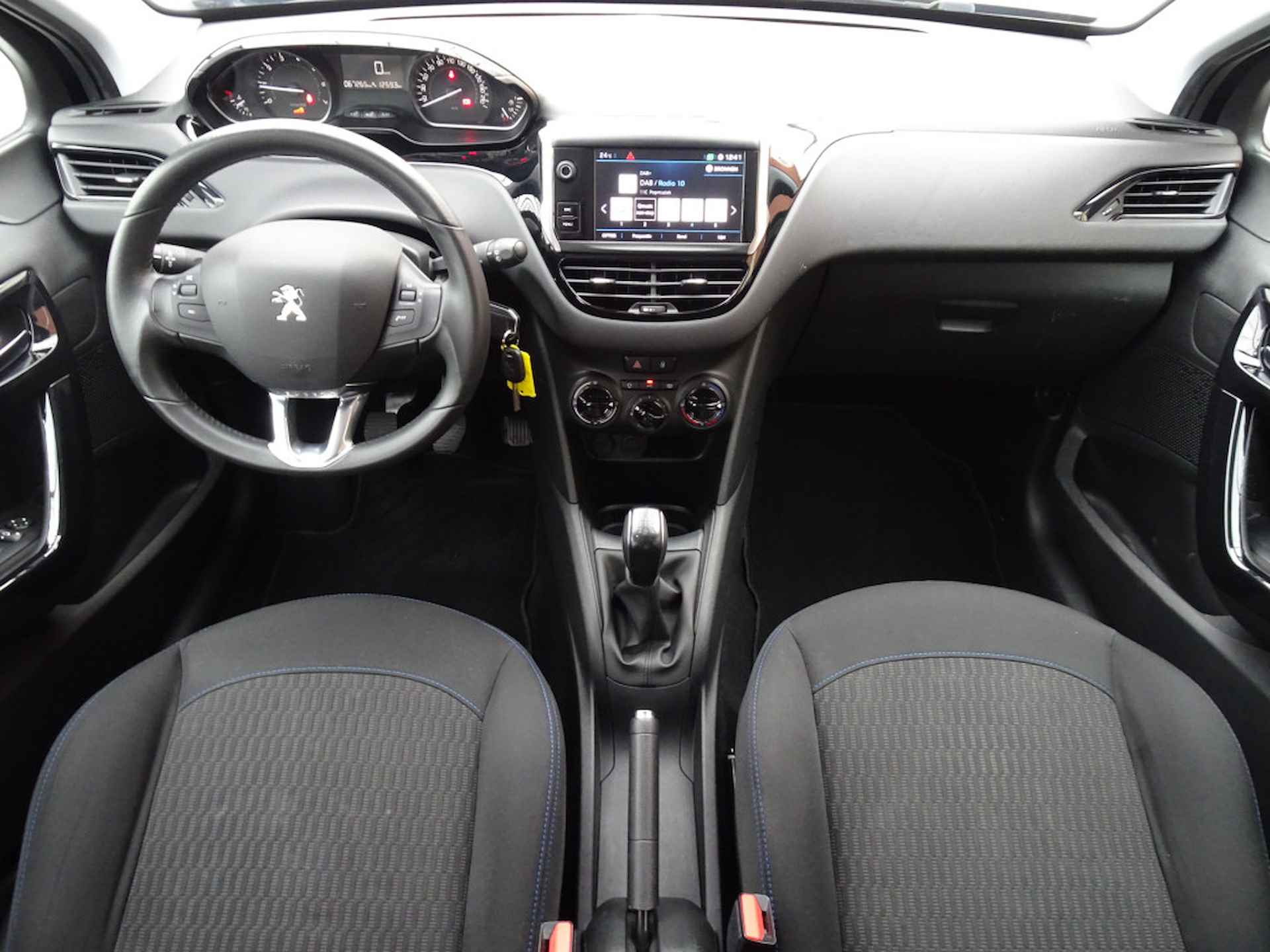 Peugeot 208 PureTech 82 Signature | Apple Carplay / Android Auto | NAP! | Navigatie | - 4/35