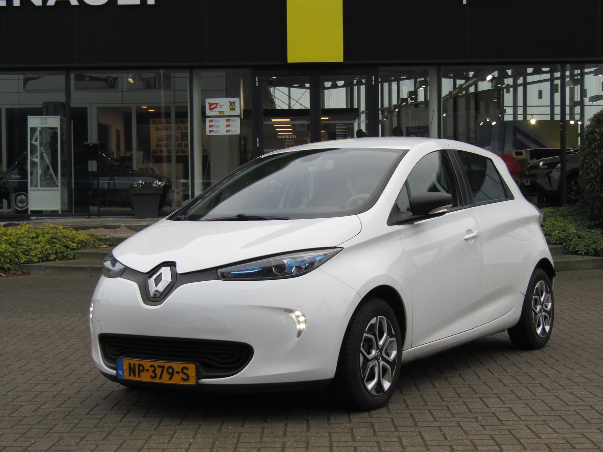 RENAULT Zoe 90pk (Batterijhuur) Life Quickcharge Z.E. 40 / Navigatie / Compleet dealer O.H.