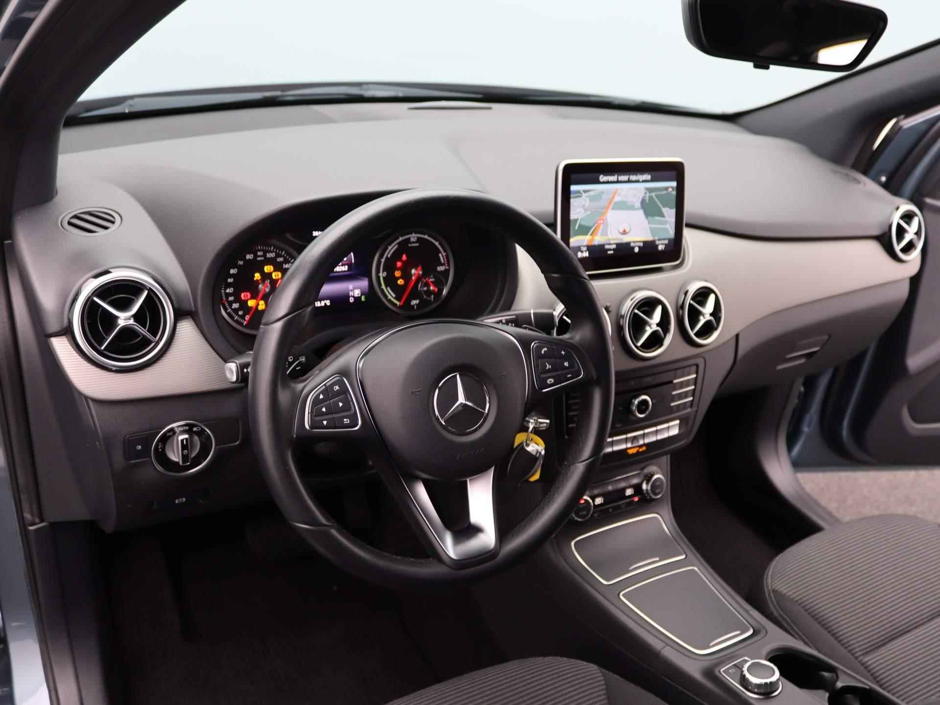Mercedes-Benz B-klasse Electric Drive | 28 kWh | Na SEPP €11940,-- | Trekhaak | Climate Control | PDC | Achteruitrijcamera | Xenon | Zeer Compleet | - 28/48