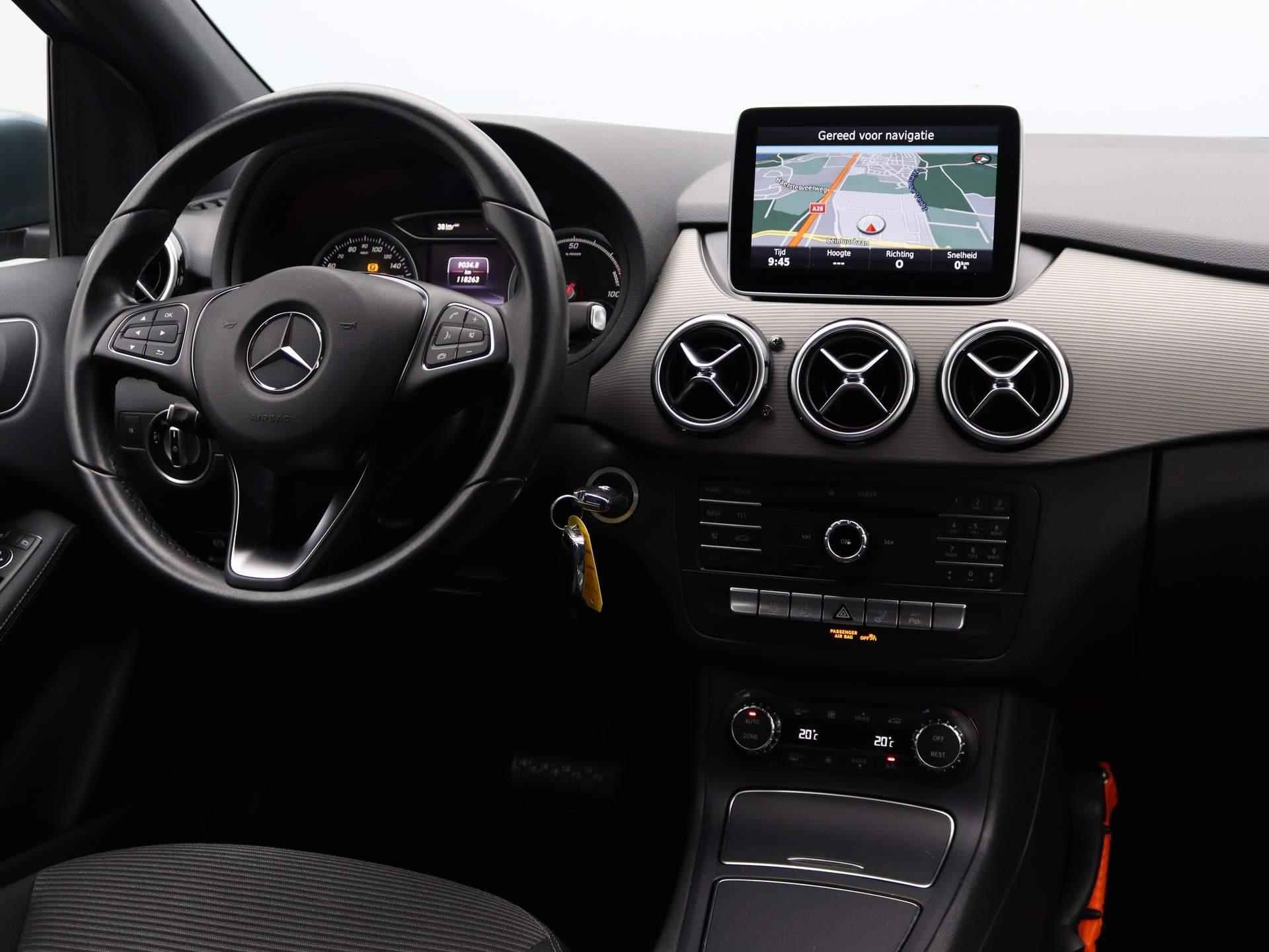 Mercedes-Benz B-klasse Electric Drive | 28 kWh | Na SEPP €11940,-- | Trekhaak | Climate Control | PDC | Achteruitrijcamera | Xenon | Zeer Compleet | - 30/48