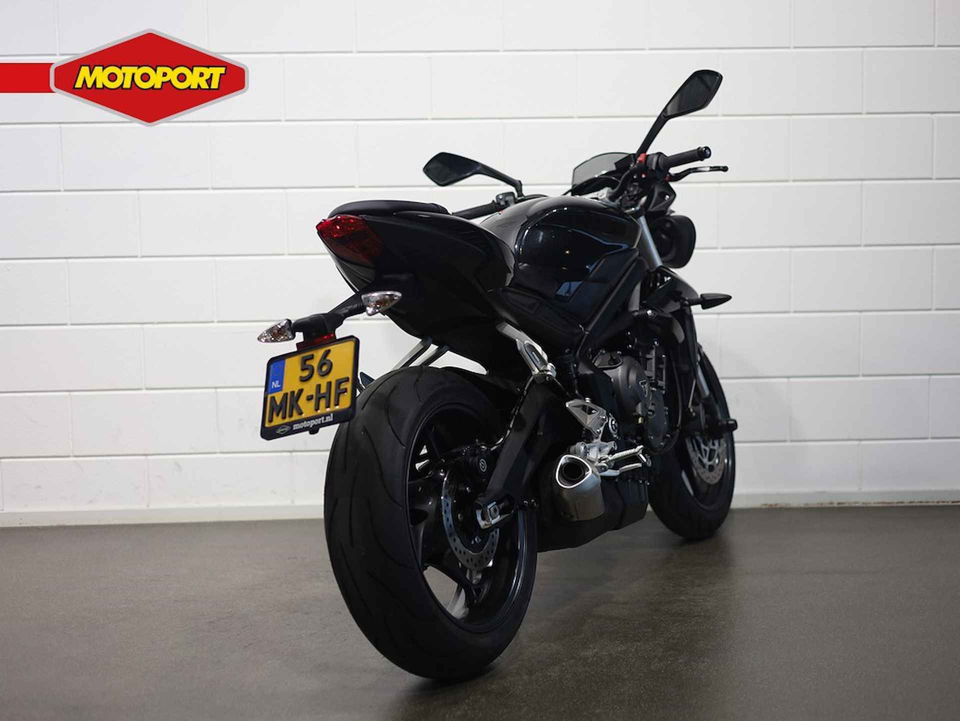 Triumph Street Triple S - 8/11