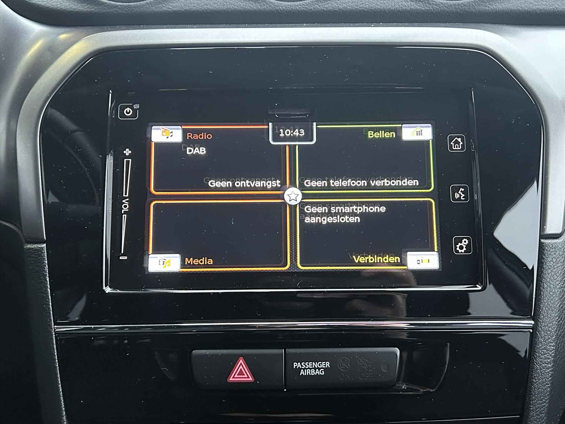 Suzuki Vitara 1.4 Boosterjet Smart Hybrid, Carplay, Camera - 18/35