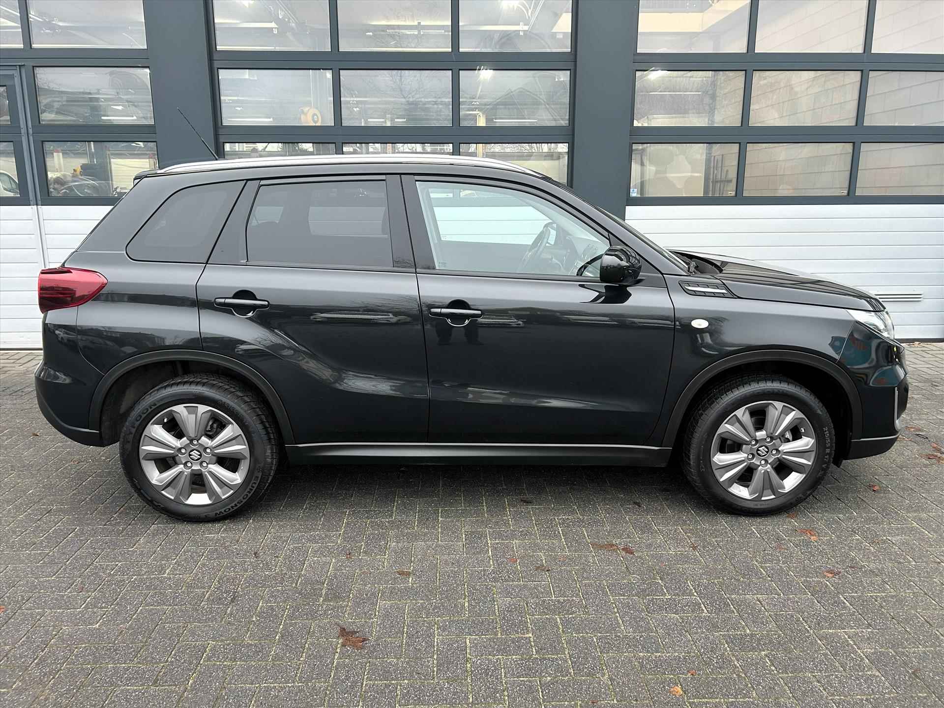 Suzuki Vitara 1.4 Boosterjet Smart Hybrid, Carplay, Camera - 12/35