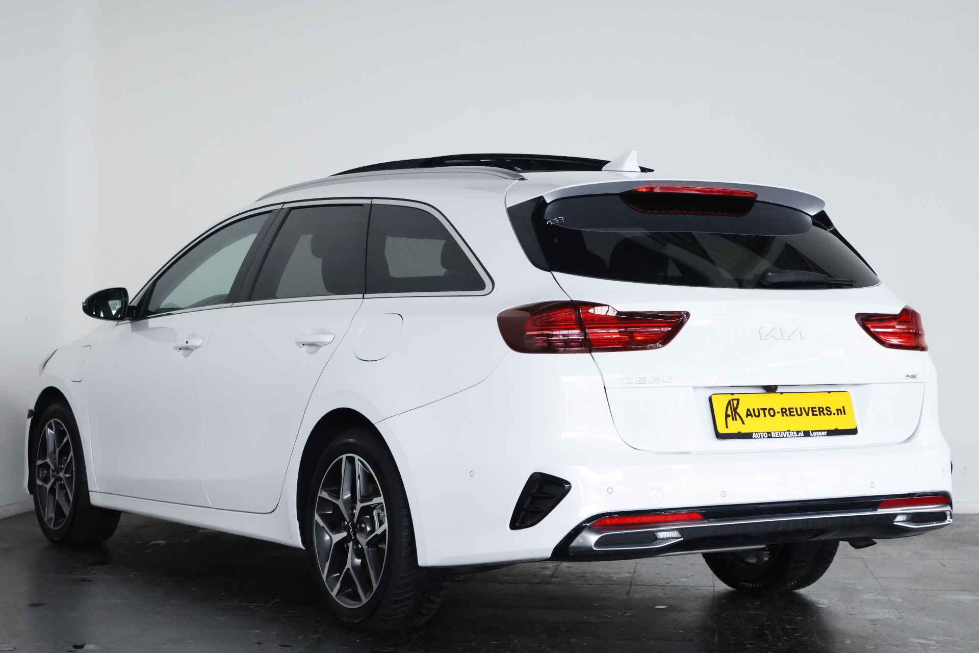 Kia Ceed Sportswagon 1.6 GDI PHEV Executive Edition / Opendak / Leder / LED / Aut / ACC / CarPlay - 5/35