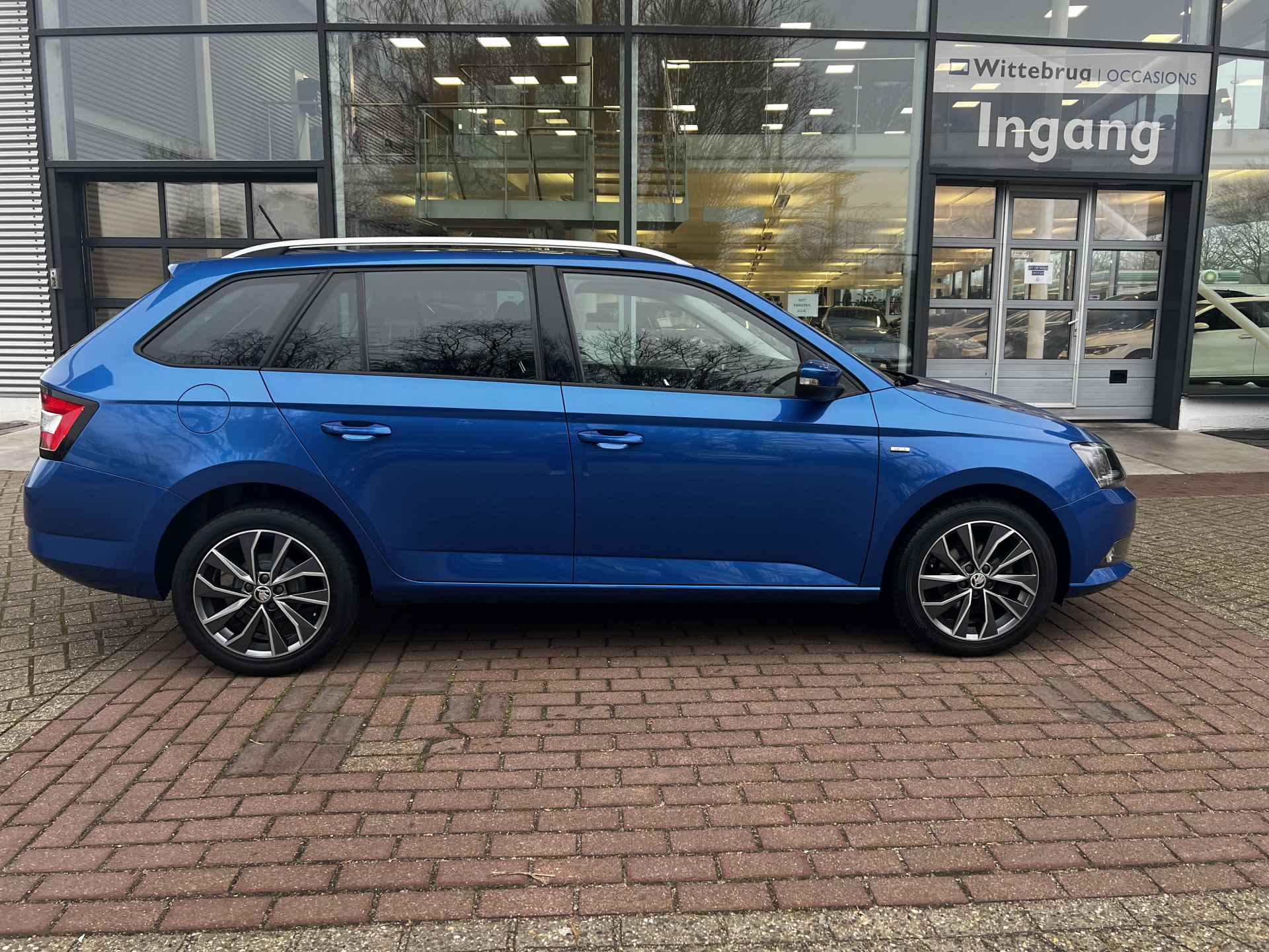 Škoda Fabia Combi 1.0 TSI Drive - 8/28