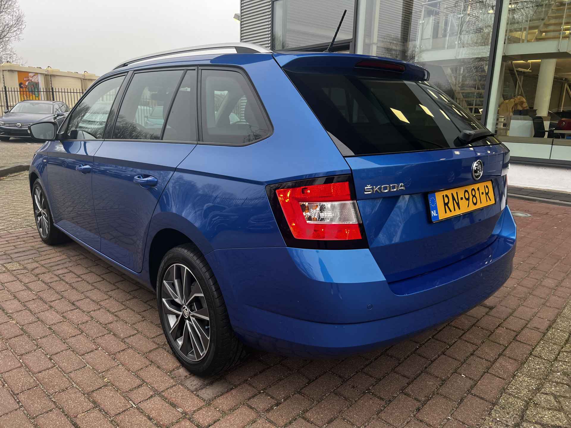 Škoda Fabia Combi 1.0 TSI Drive - 11/28