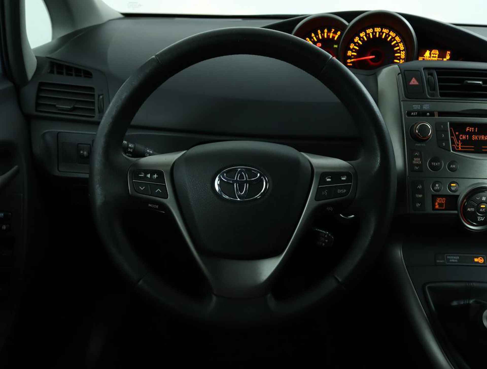 Toyota Verso 1.6 VVT-i Dynamic | Airco | Trekhaak | Keyless Entry | Cruise Control | Stoelverwarming | - 44/48