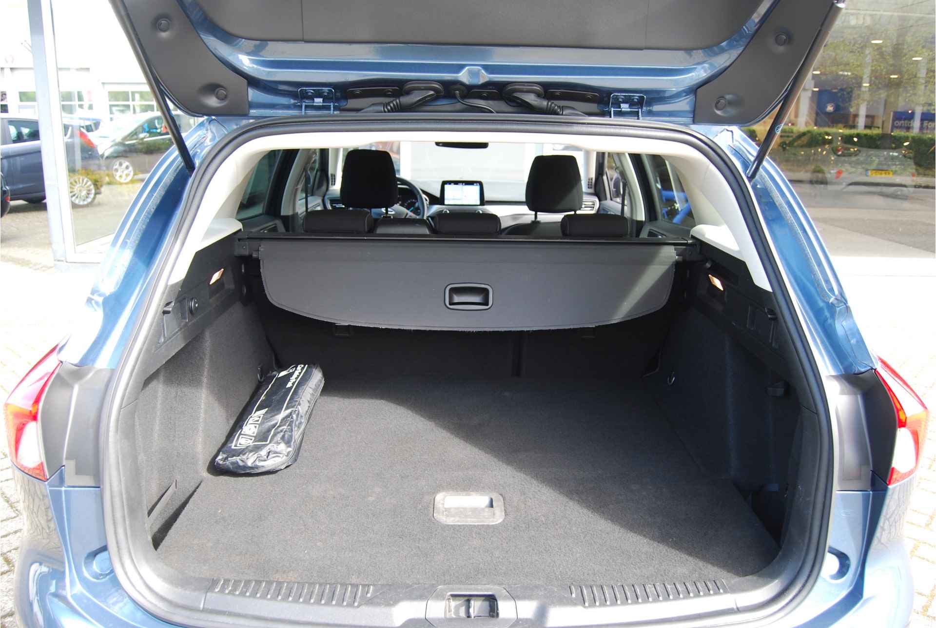 Ford FOCUS Wagon 1.0 EcoBoost Titanium Business NL-AUTO | NAVIGATIE | CAMERA | CLIMATE | PARKEERSENSOREN - 8/49