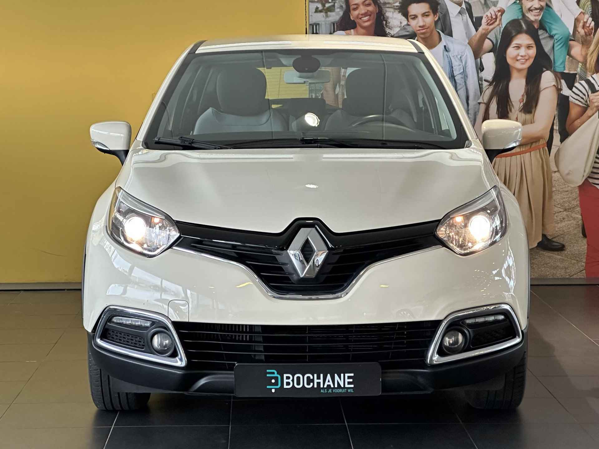 Renault Captur 1.2 TCe Dynamique AUTOMAAT | TREKHAAK | NAVIGATIE | ACHTERUITRIJCAMERA | PARKEERSENSOREN ACHTER | CLIMATE CONTROL | LICHTMETALEN VELGEN - 3/22