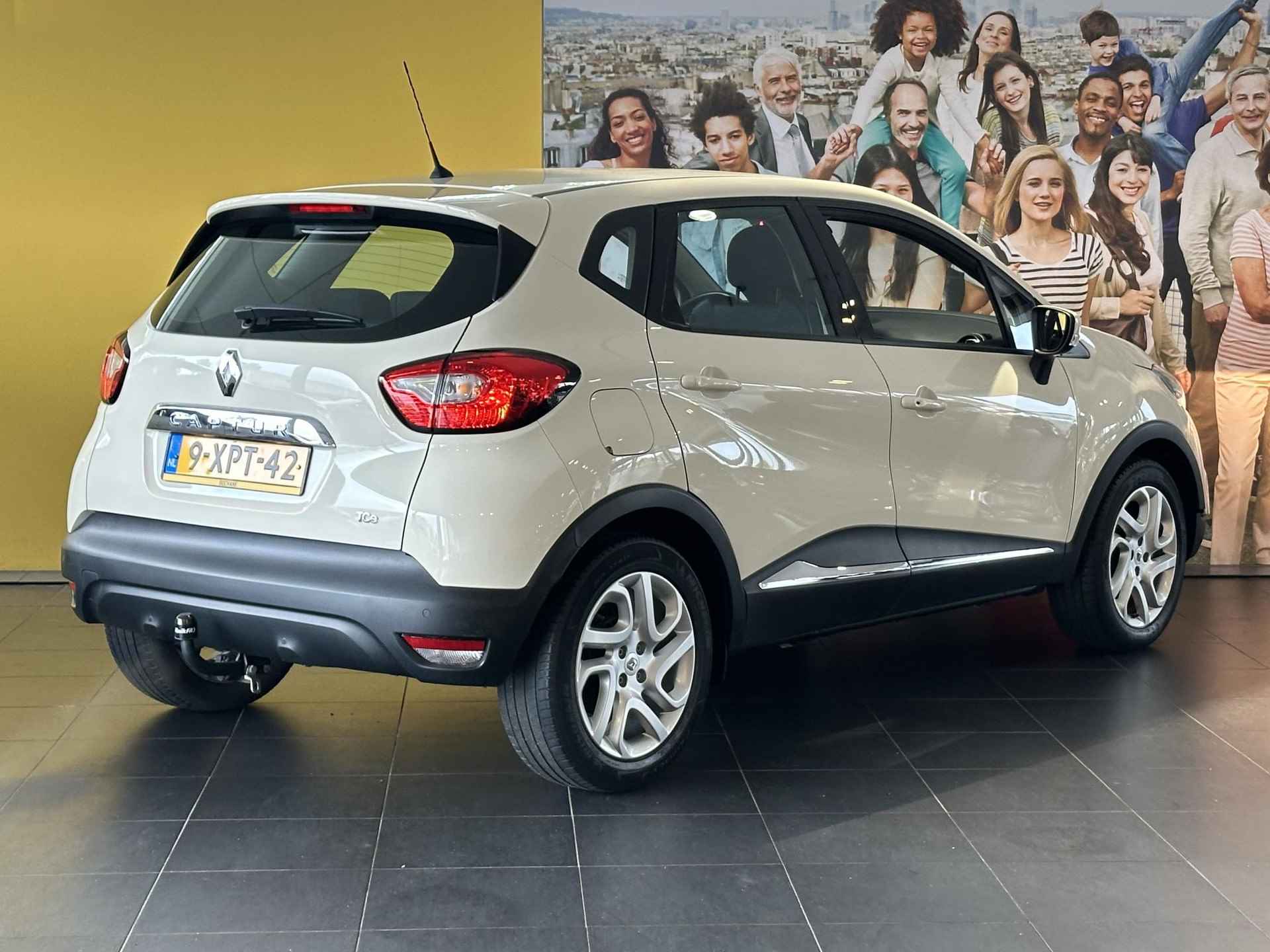 Renault Captur 1.2 TCe Dynamique AUTOMAAT | TREKHAAK | NAVIGATIE | ACHTERUITRIJCAMERA | PARKEERSENSOREN ACHTER | CLIMATE CONTROL | LICHTMETALEN VELGEN - 5/22