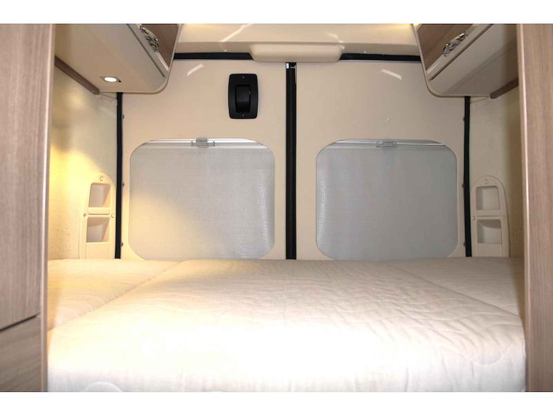 Adria Twin 600 SPT  Automaat 6.00 mtr! - 8/21