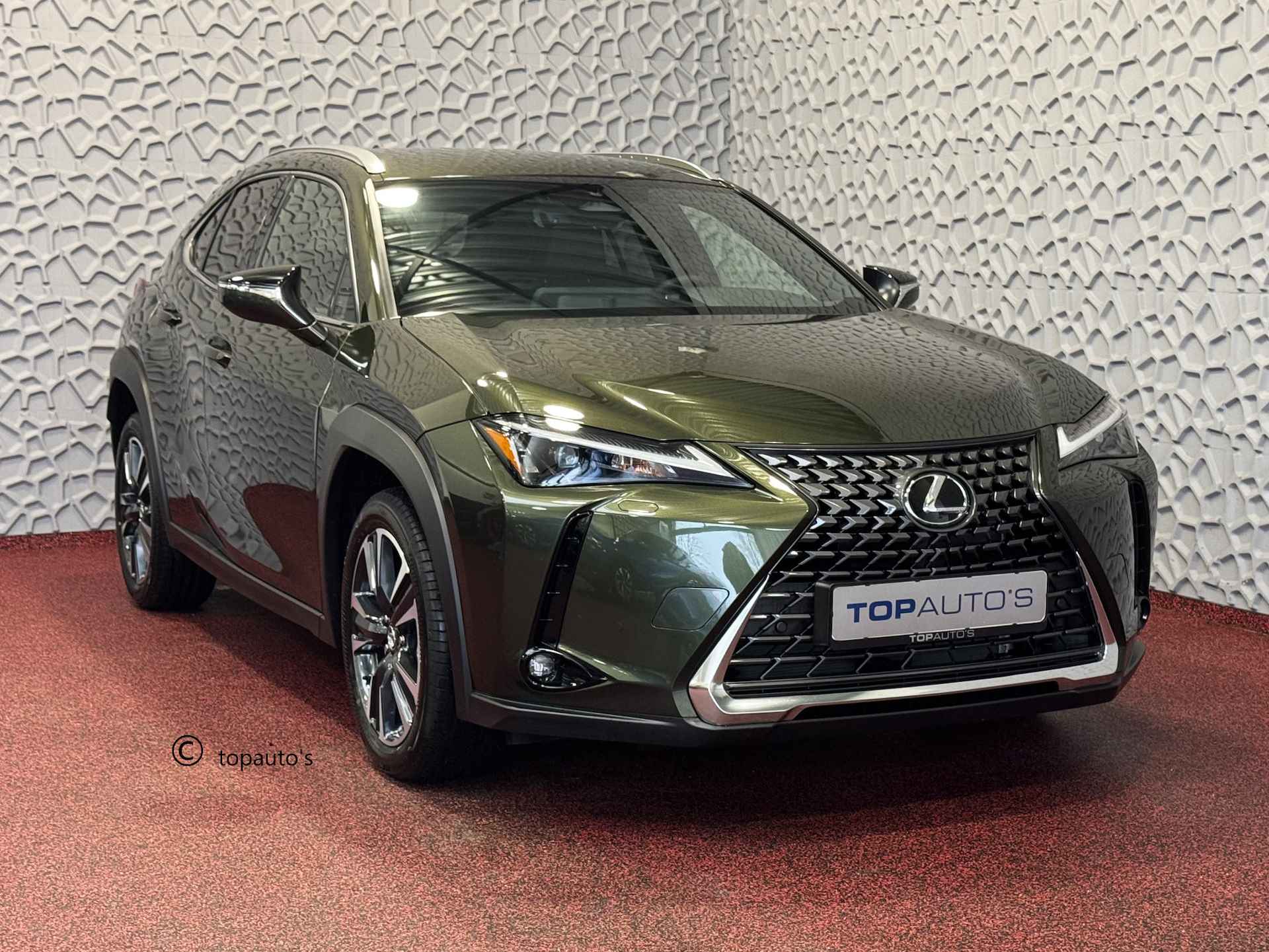 Lexus UX