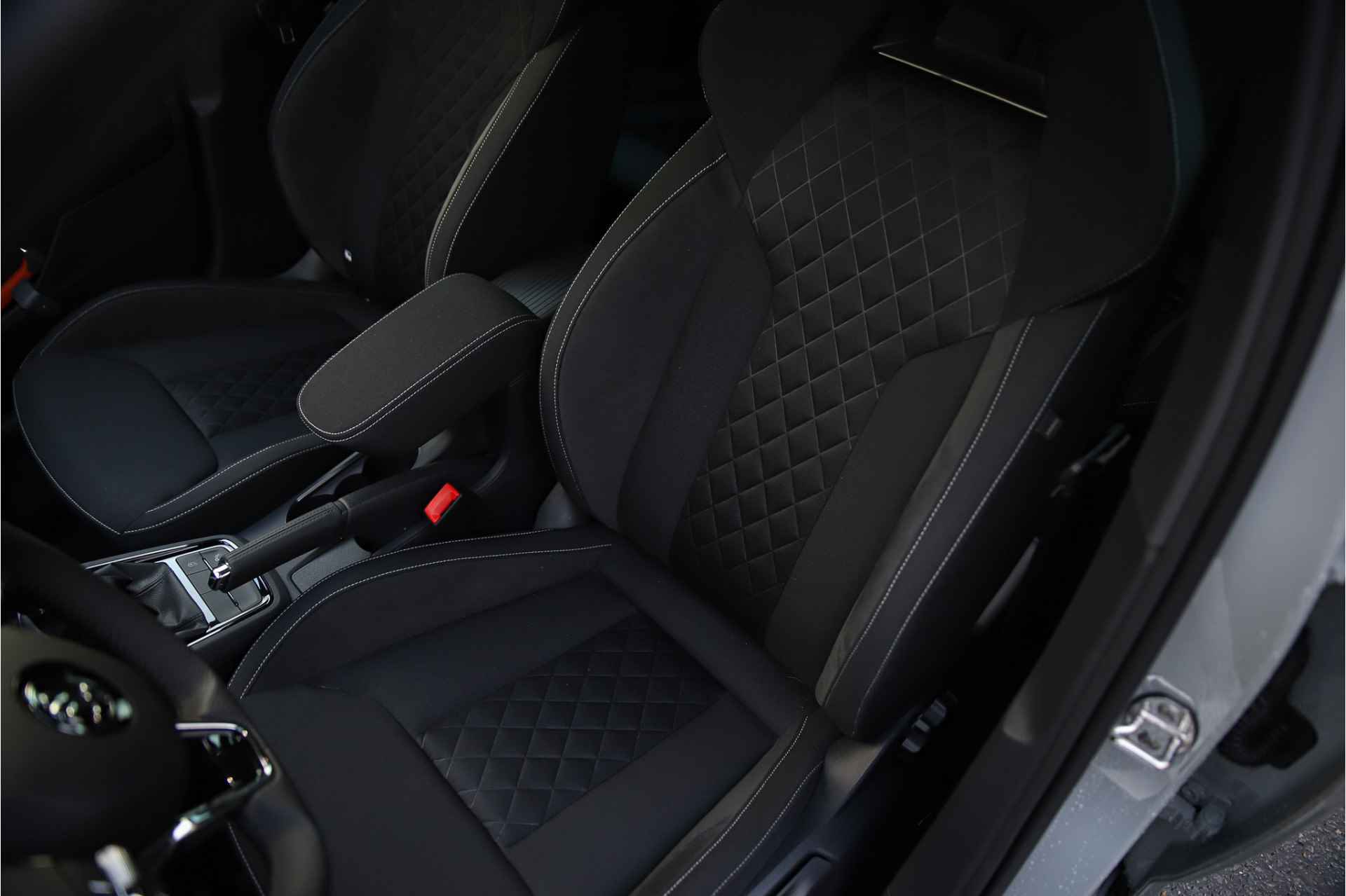 Škoda Scala 1.0 TSI Sport Business | Automaat | Carplay | Virtual cockpit | Panoramadak - 9/29