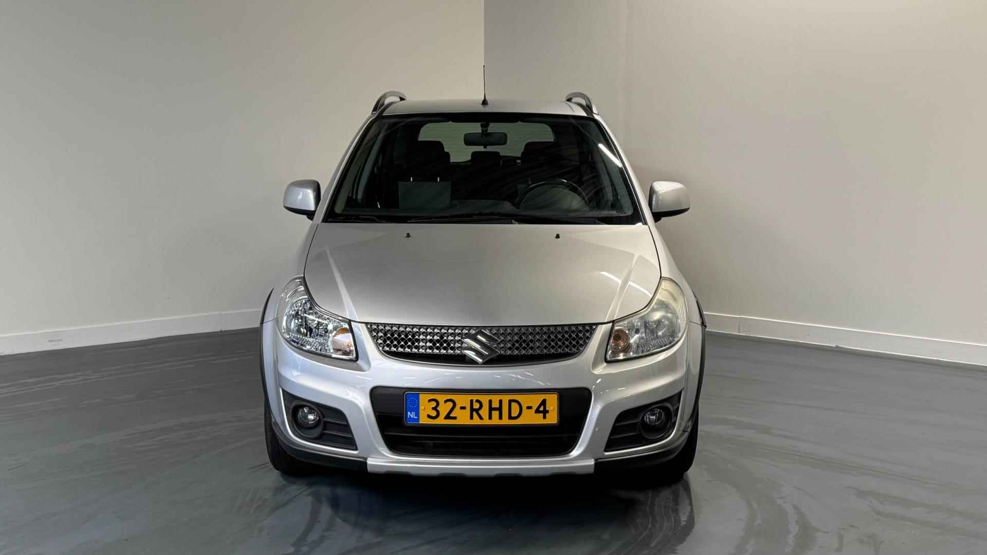 Suzuki SX4 1.6 Limited | PARROT CARKIT | TREKHAAK | KEYLESS ENTRY | NL-AUTO | - 2/27