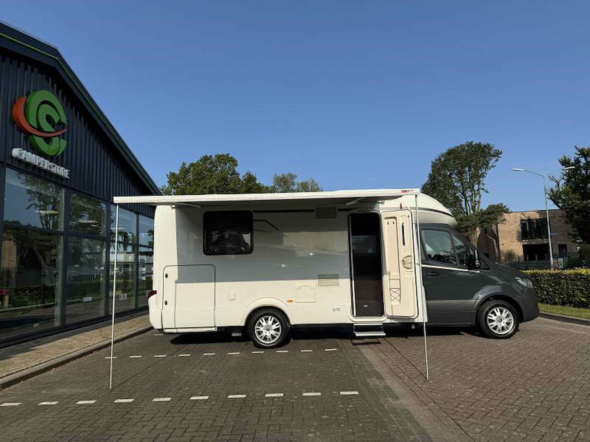 Hymer BMC-T 690 - 8/25