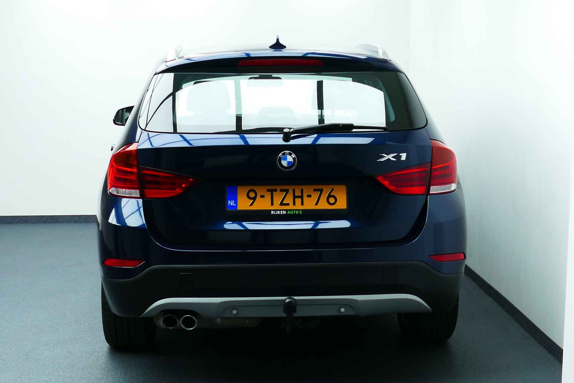 BMW X1 sDrive20i 184pk Limited Series. Clima, Cruise, Navi, Xenon, Trekhaak Afn 1800kg - 24/36