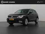 Volkswagen Tiguan 1.4 TSI Connected Series | Trekhaak | Navigatie | Apple Carplay/Android Auto | Climate Control | Privacy Glass | Cruise Control |