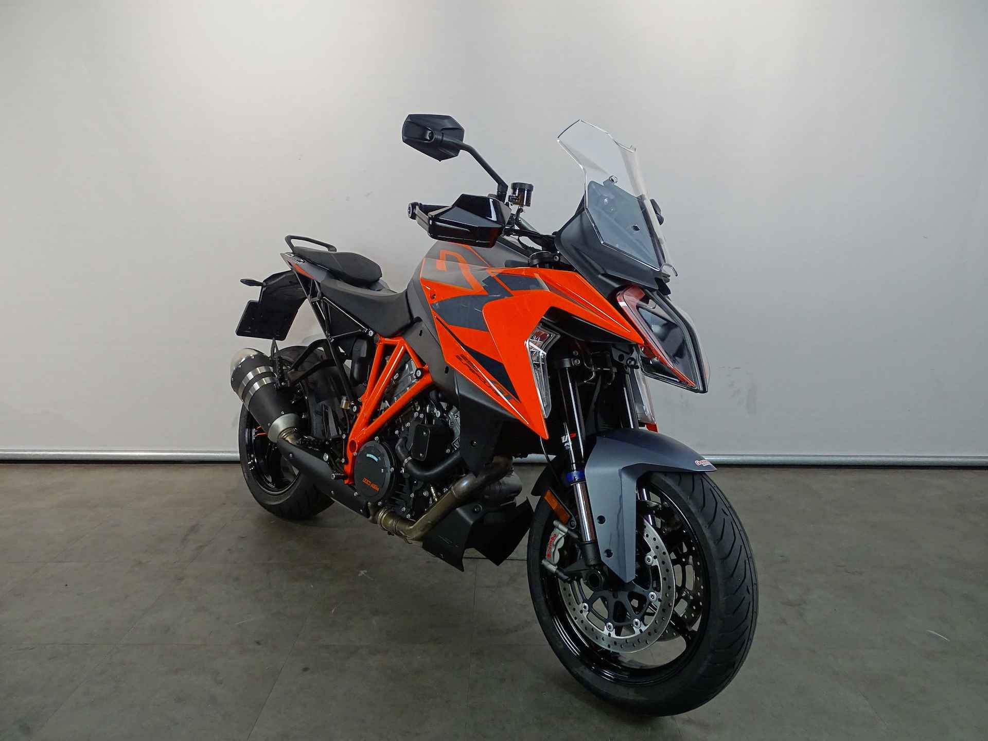 KTM 1290 SUPER DUKE GT - 7/8