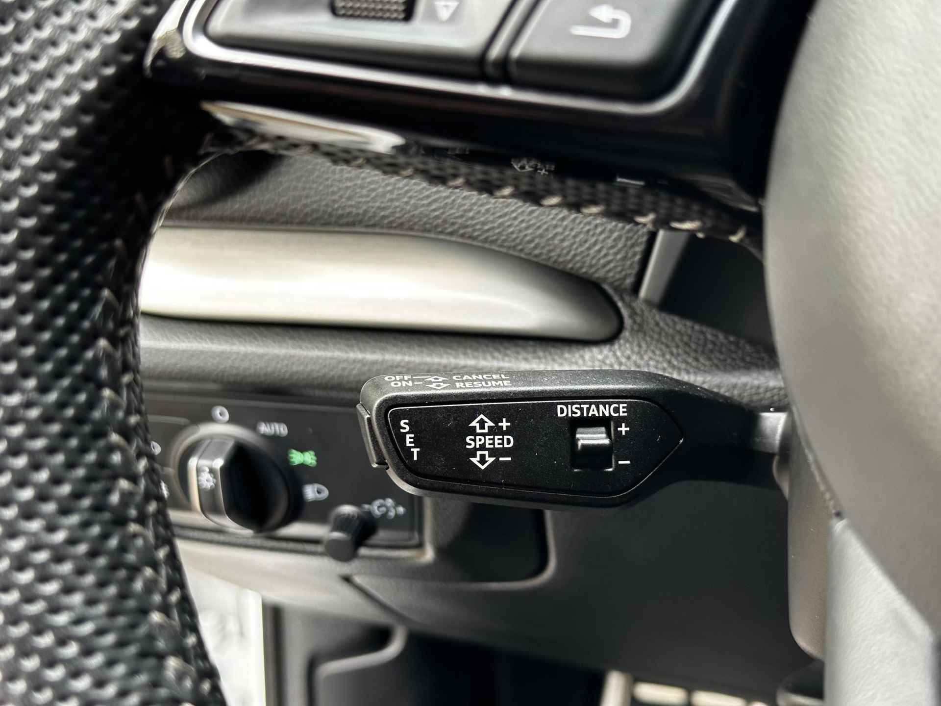 Audi A3 Limousine 35 TFSI CoD Advance Sport | Stoelverw. | Virtual Dash | PDC | Adapt. Cruise | DAB | LED | 18 inch - 21/29