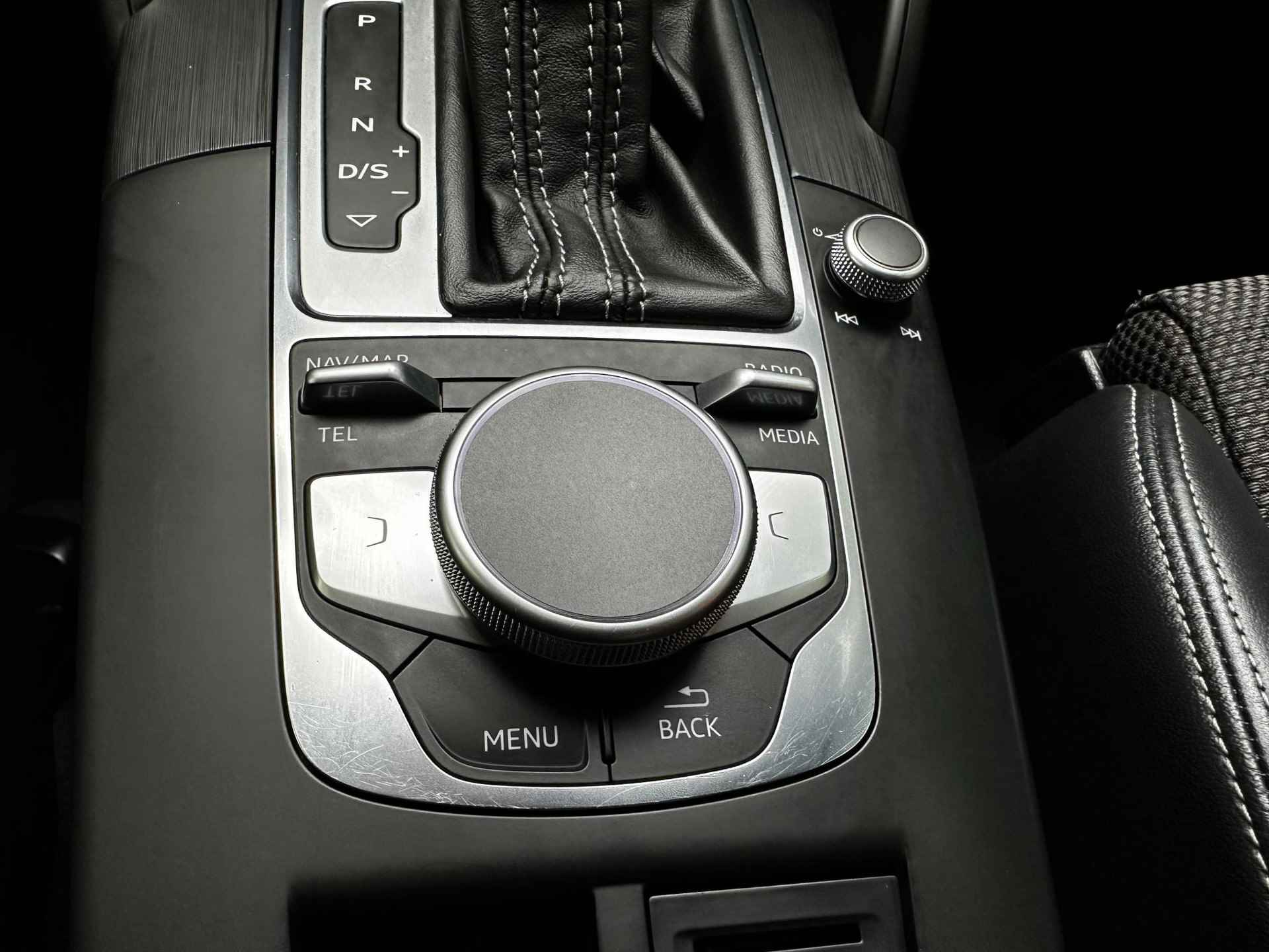 Audi A3 Limousine 35 TFSI CoD Advance Sport | Stoelverw. | Virtual Dash | PDC | Adapt. Cruise | DAB | LED | 18 inch - 28/29