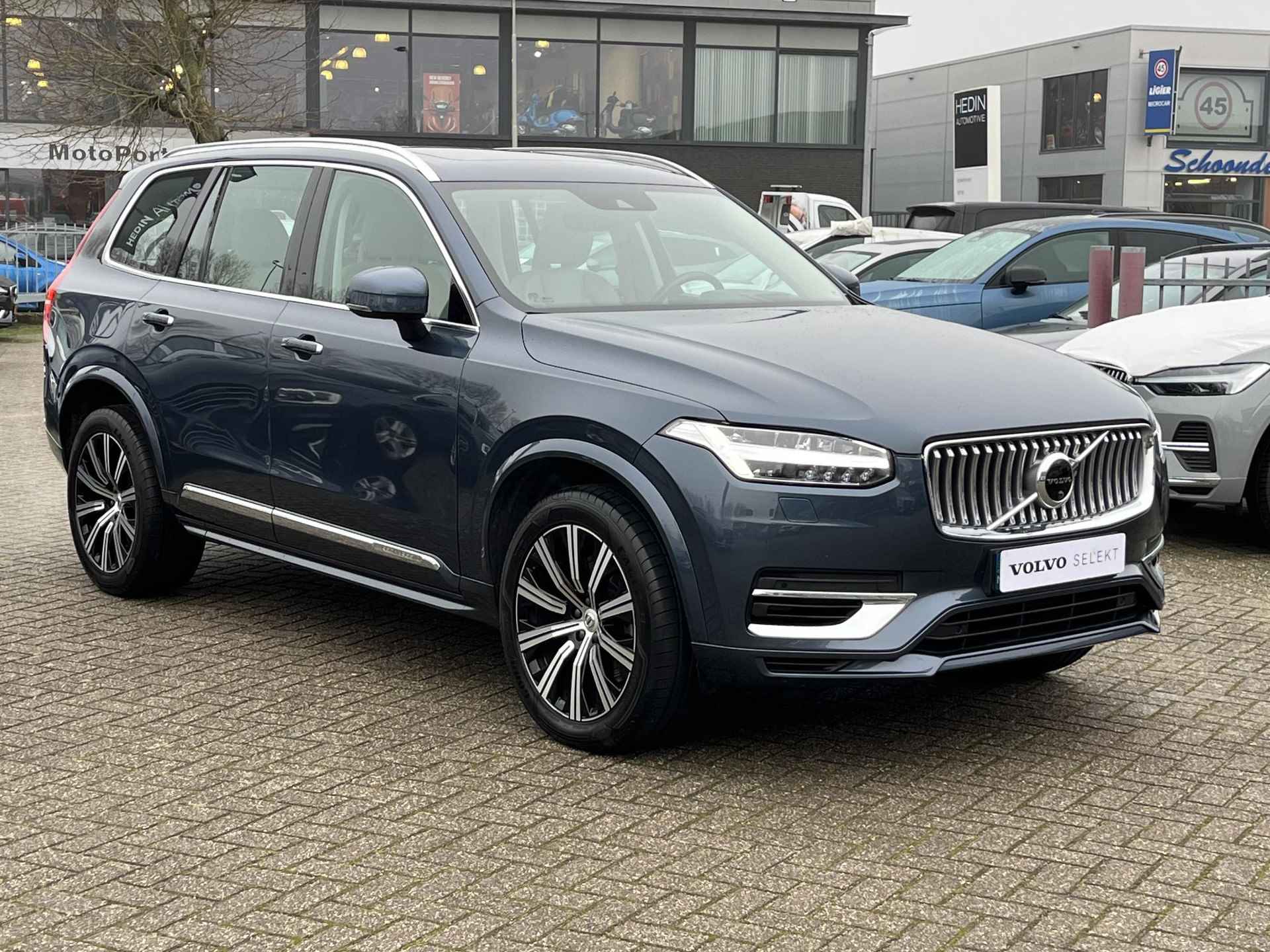 Volvo XC90 2.0 T8 Recharge AWD Inscription | Panoramadak elektrisch | Geventileerde + elektrisch verstelbare stoelen met massagefunctie | Harman/ Kardon Audio | 360 graden camera | Elektrische Achterklep - 3/10