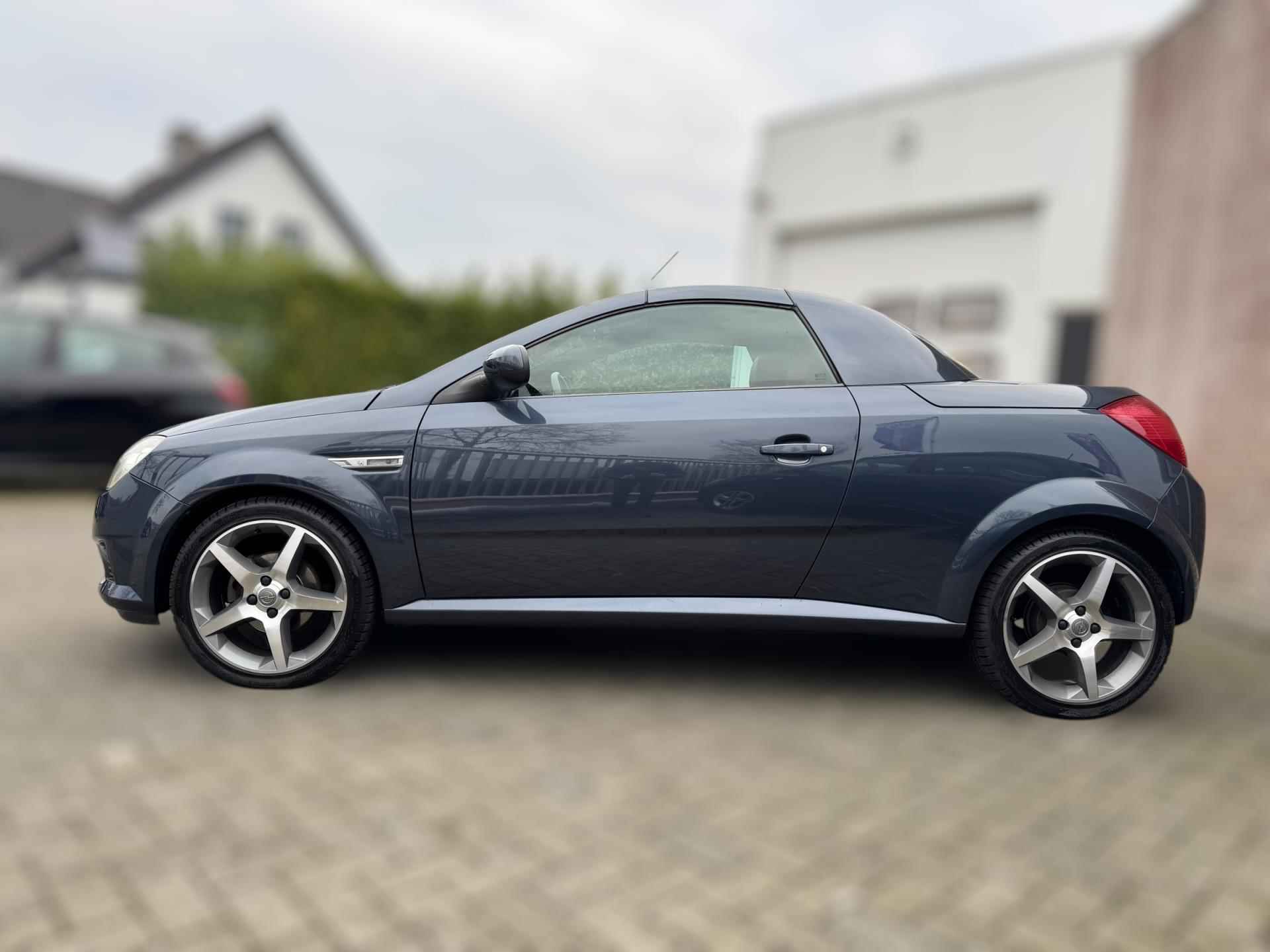 Opel Tigra TwinTop 1.4-16V Temptation 4-SEIZOENENBANDEN / 2E EIGENAAR / NL AUTO / STOELVERW. / AIRCO - 4/25