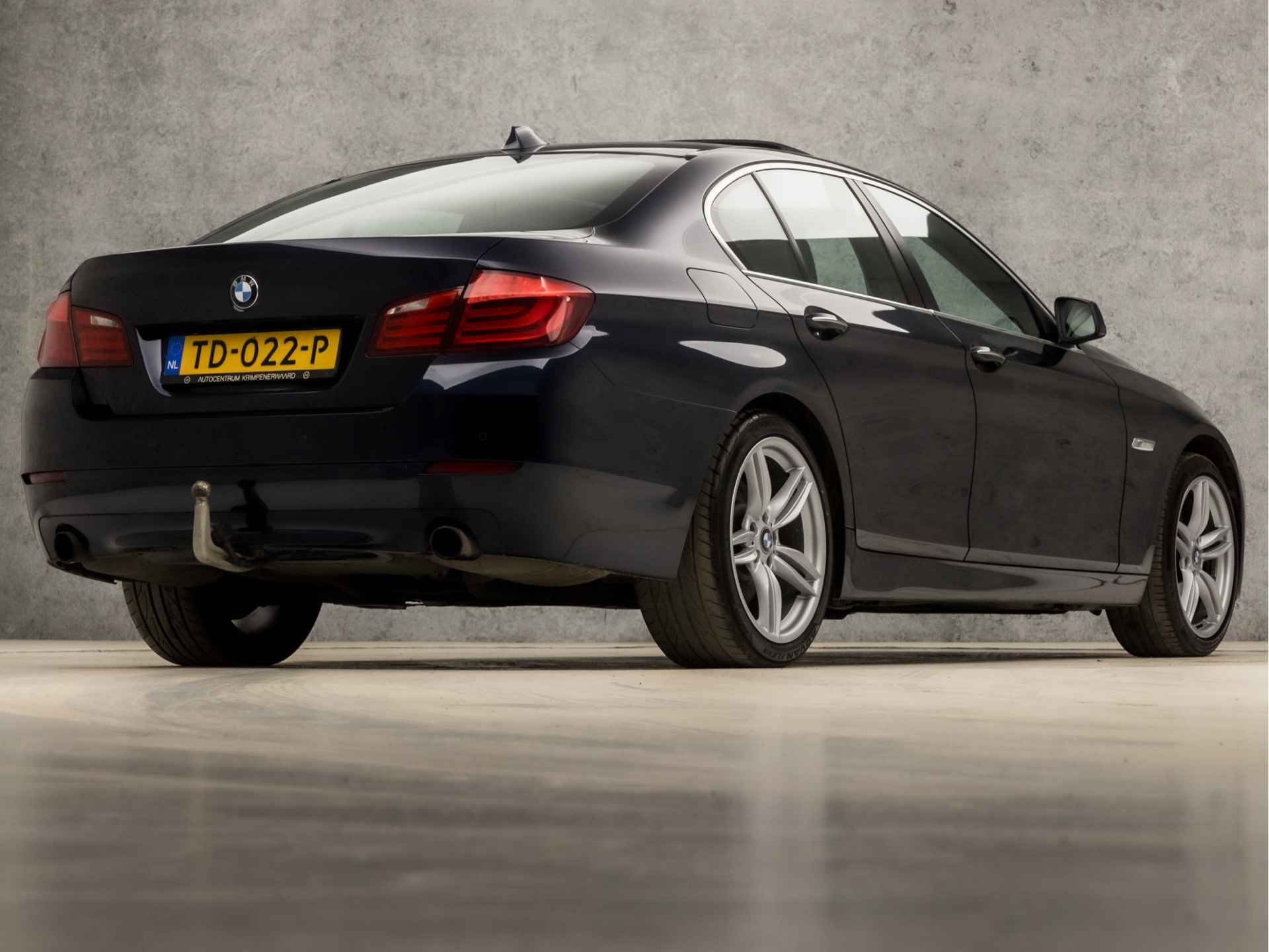 BMW 5 Serie 535i High Executive 306Pk Automaat (SCHUIFDAK, GROOT NAVIGATIE, LEDER, STOELVERWARMING, XENON, SPORTSTOELEN, NIEUWE APK, CRUISE, NIEUWSTAAT) - 5/30