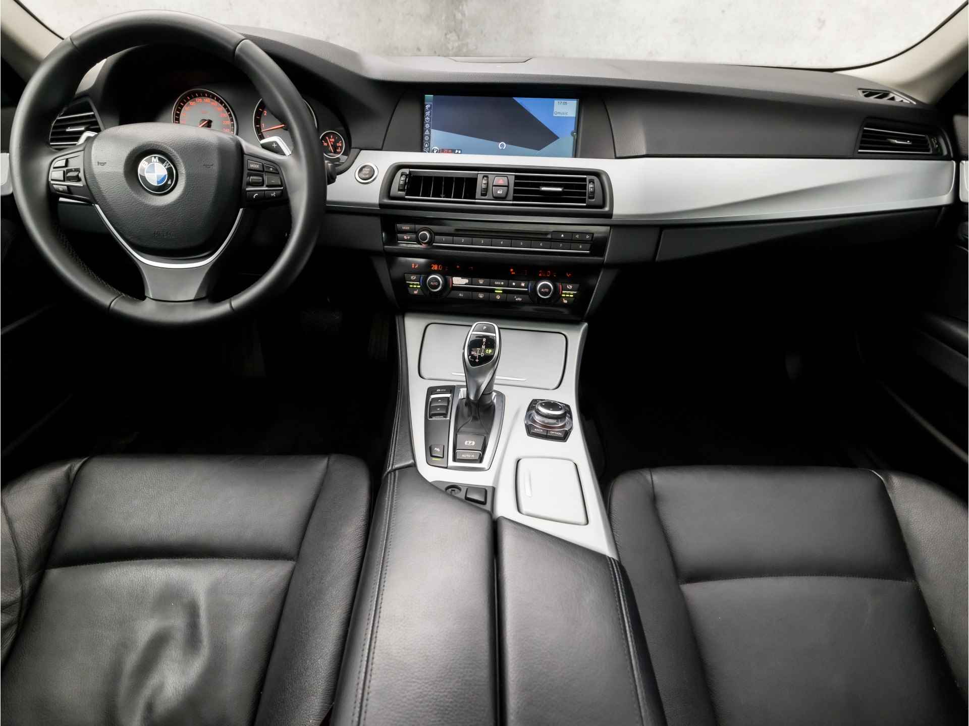 BMW 5 Serie 535i High Executive 306Pk Automaat (SCHUIFDAK, GROOT NAVIGATIE, LEDER, STOELVERWARMING, XENON, SPORTSTOELEN, NIEUWE APK, CRUISE, NIEUWSTAAT) - 6/30