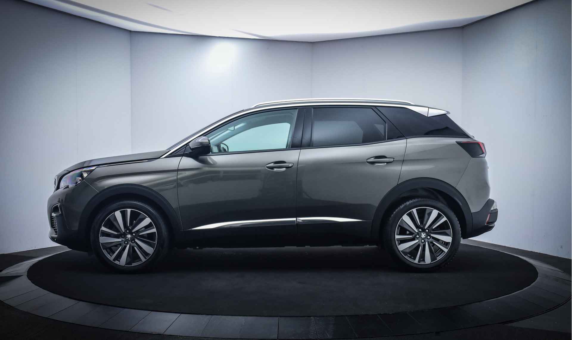 Peugeot 3008 1.2T ALLURE DIGIDASH/CARPLAY/NAVI/LANE ASSIST/CLIMA/CRUISE/HALF LEDER/LMV 19'' - 12/23