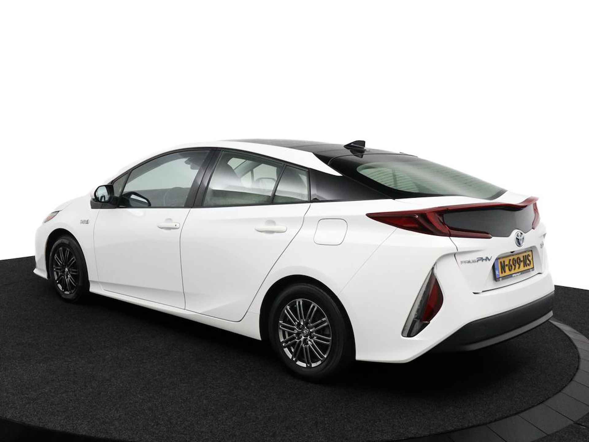 Toyota Prius 1.8 Plug-in Business Plus | Solarroof | Plug-In | Navigatie | Stoelverwarming | Parkeercamera | - 5/47