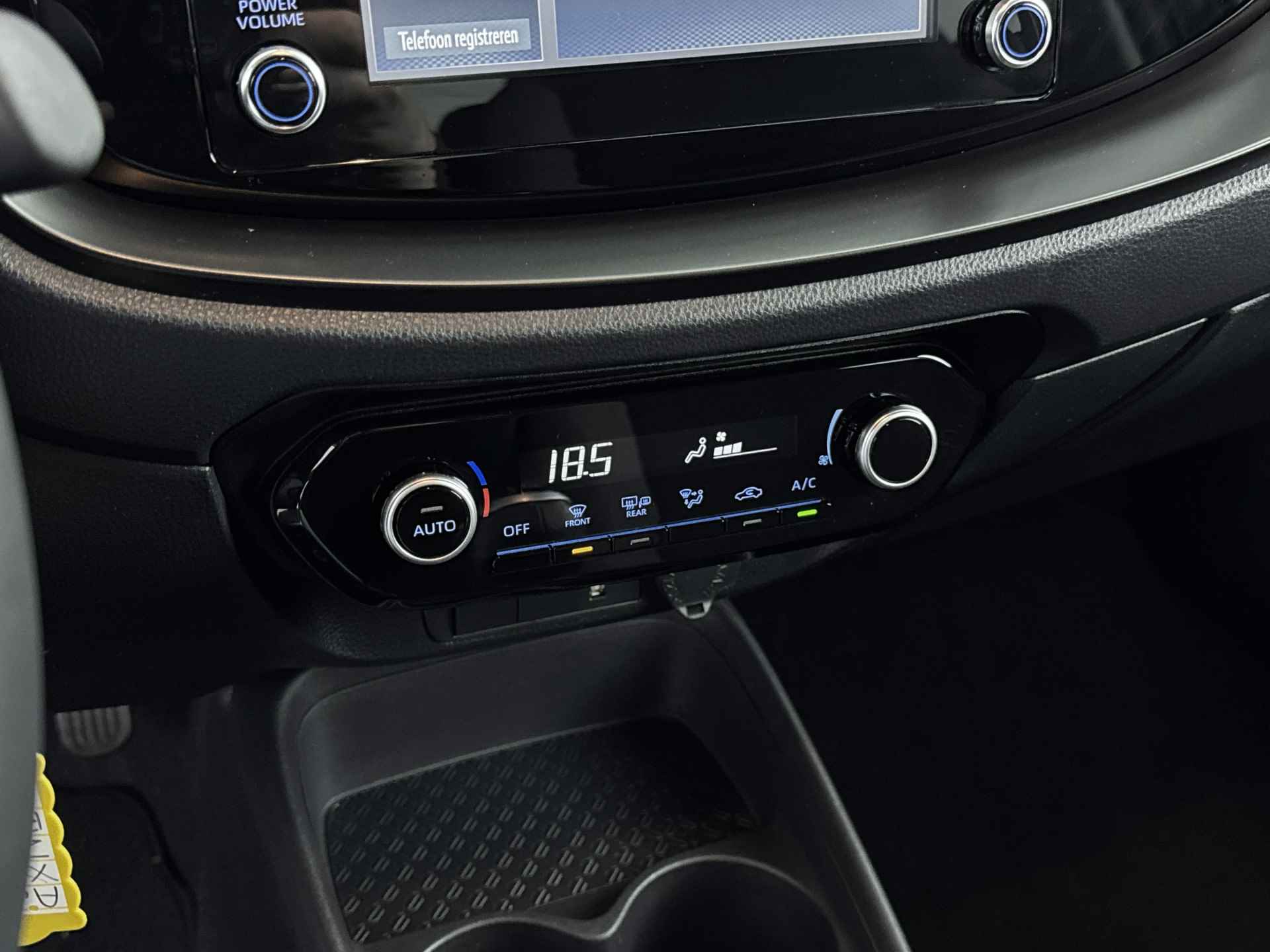 Toyota Aygo X 1.0 VVT-i MT first Lichtmetalen velgen | Automatische airco | LED | - 10/39