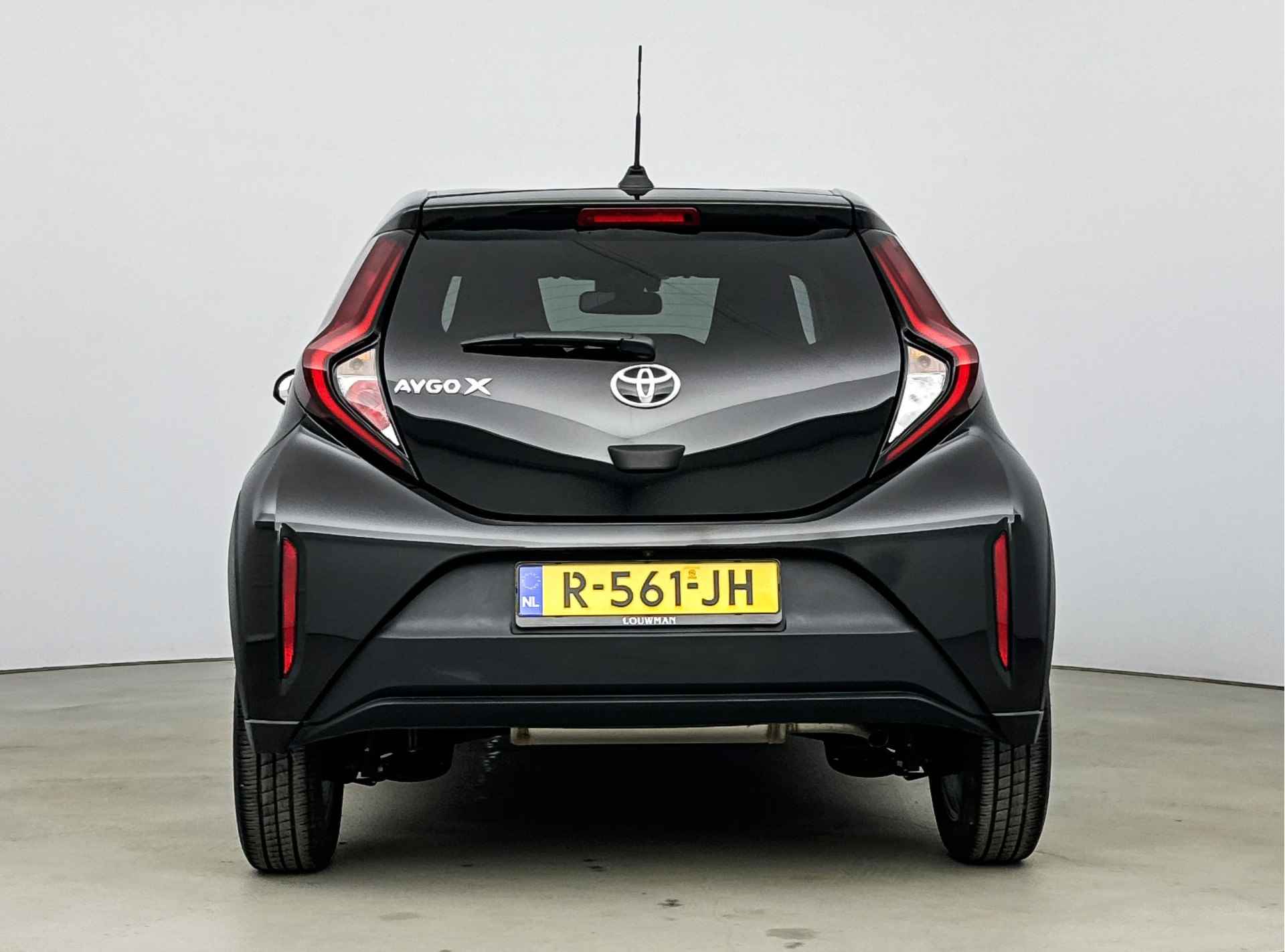 Toyota Aygo X 1.0 VVT-i MT first Lichtmetalen velgen | Automatische airco | LED | - 28/39