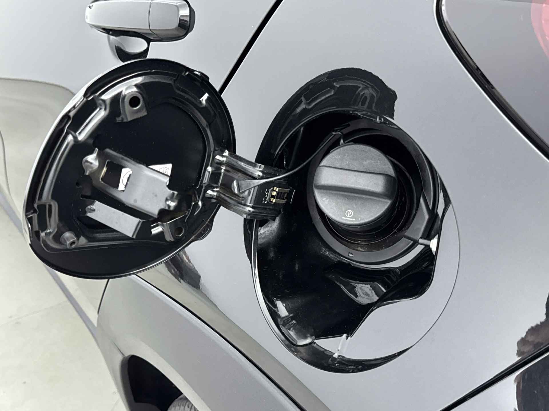 Toyota Aygo X 1.0 VVT-i MT first Lichtmetalen velgen | Automatische airco | LED | - 38/39